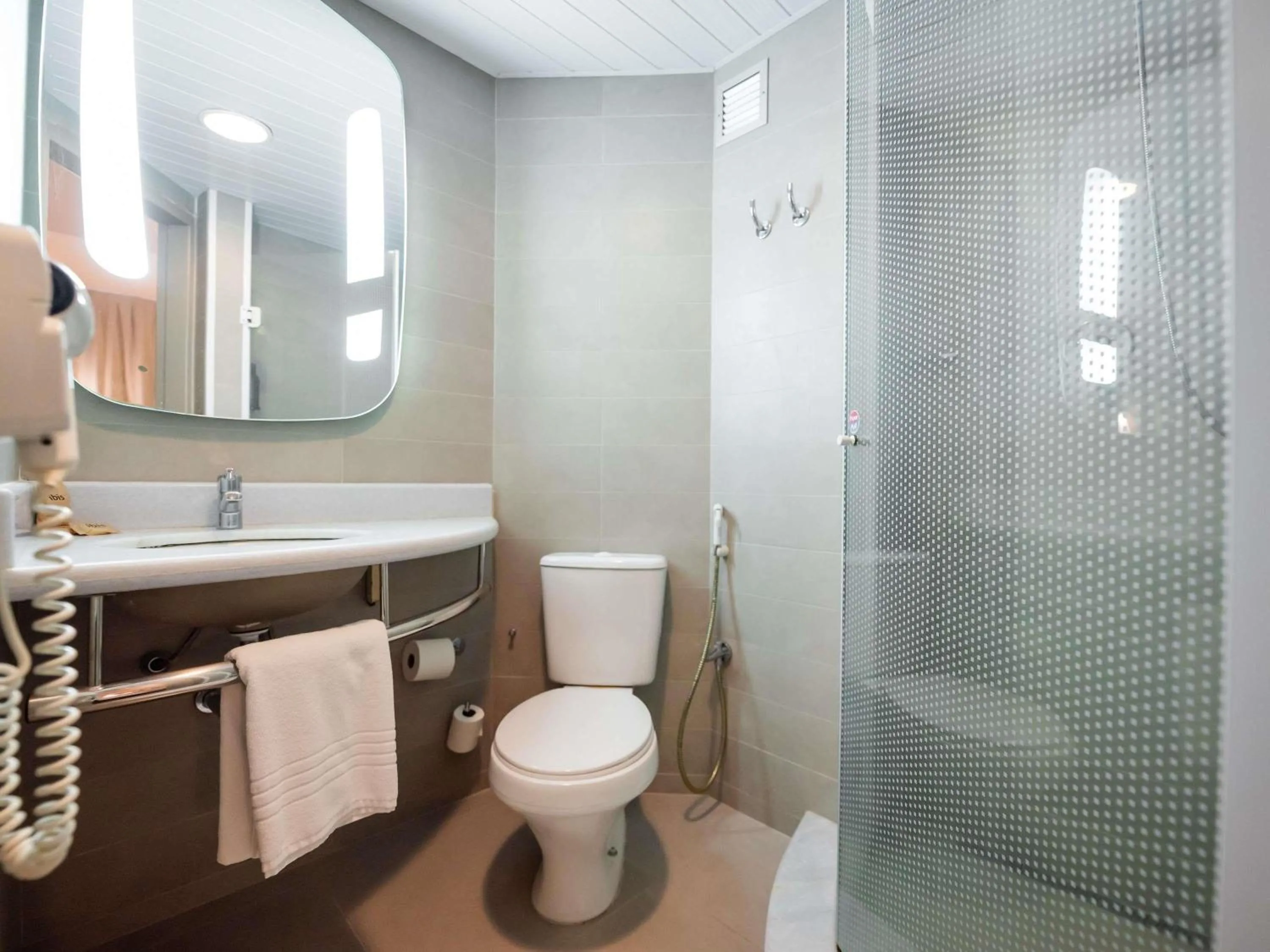 Bedroom in ibis Navegantes Itajai