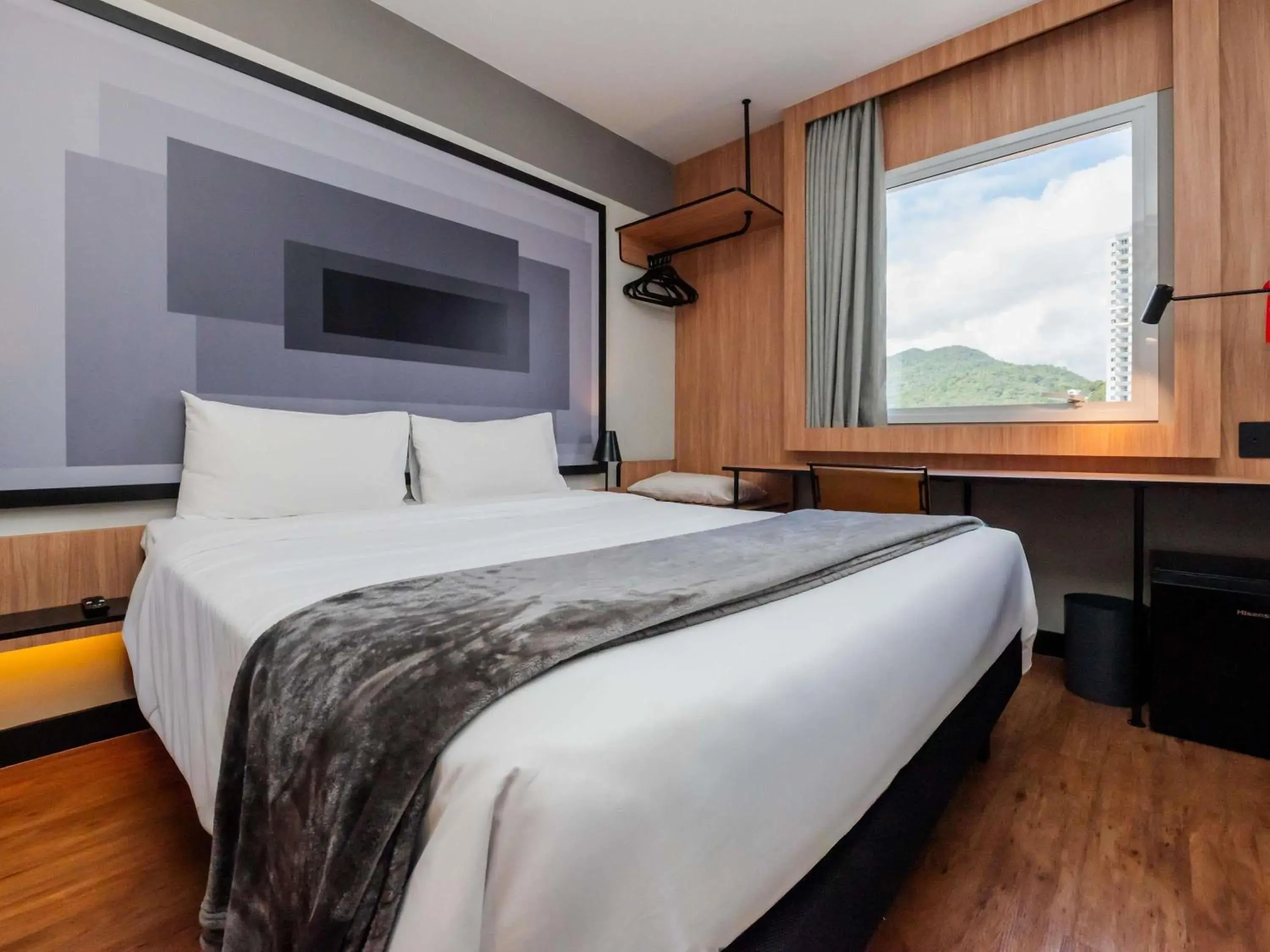 Bedroom, Bed in ibis Navegantes Itajai Bedroom, Bed in ibis Navegantes Itajai