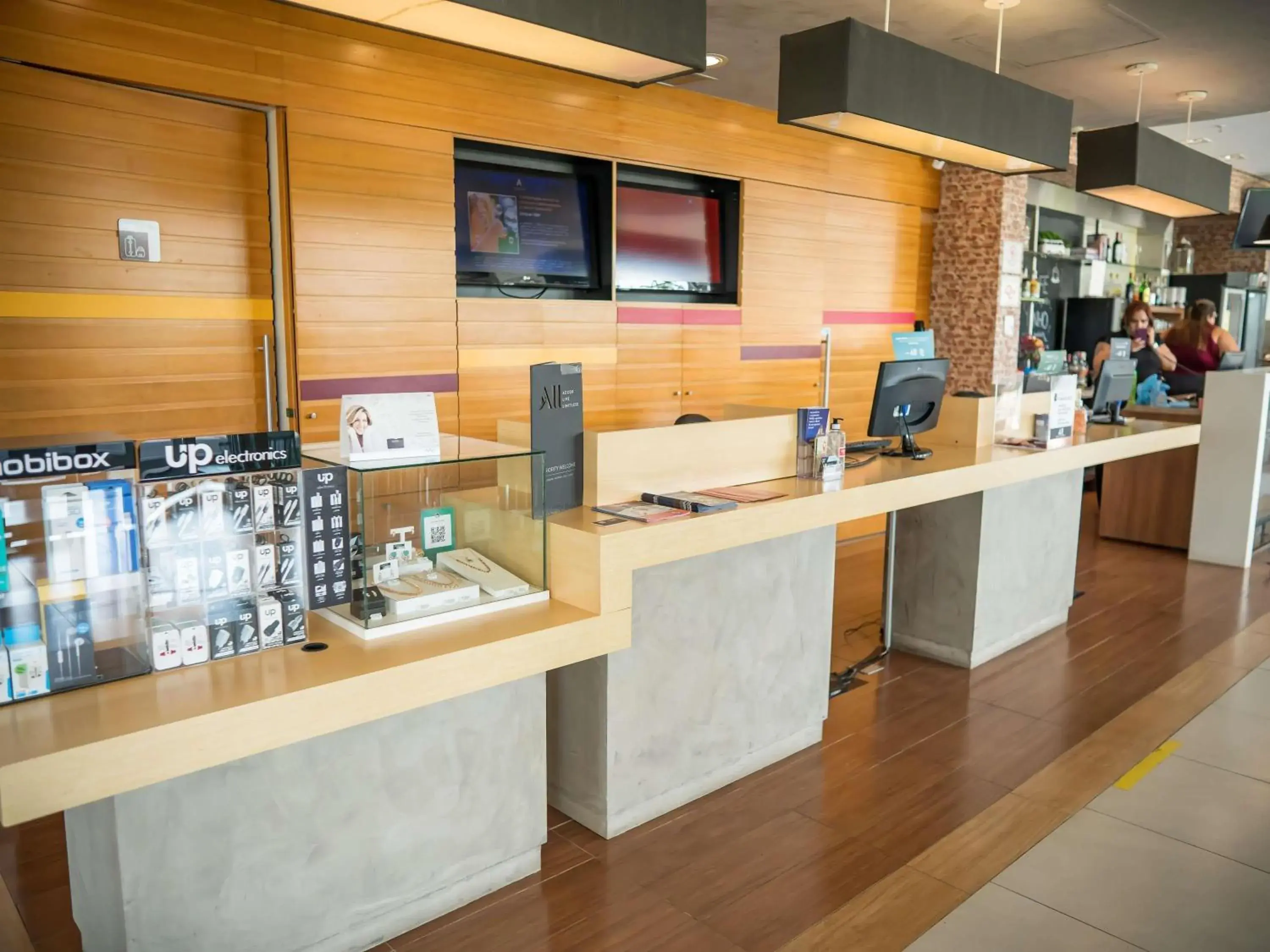 Property building in ibis Itu Plaza Shopping Property building in ibis Itu Plaza Shopping