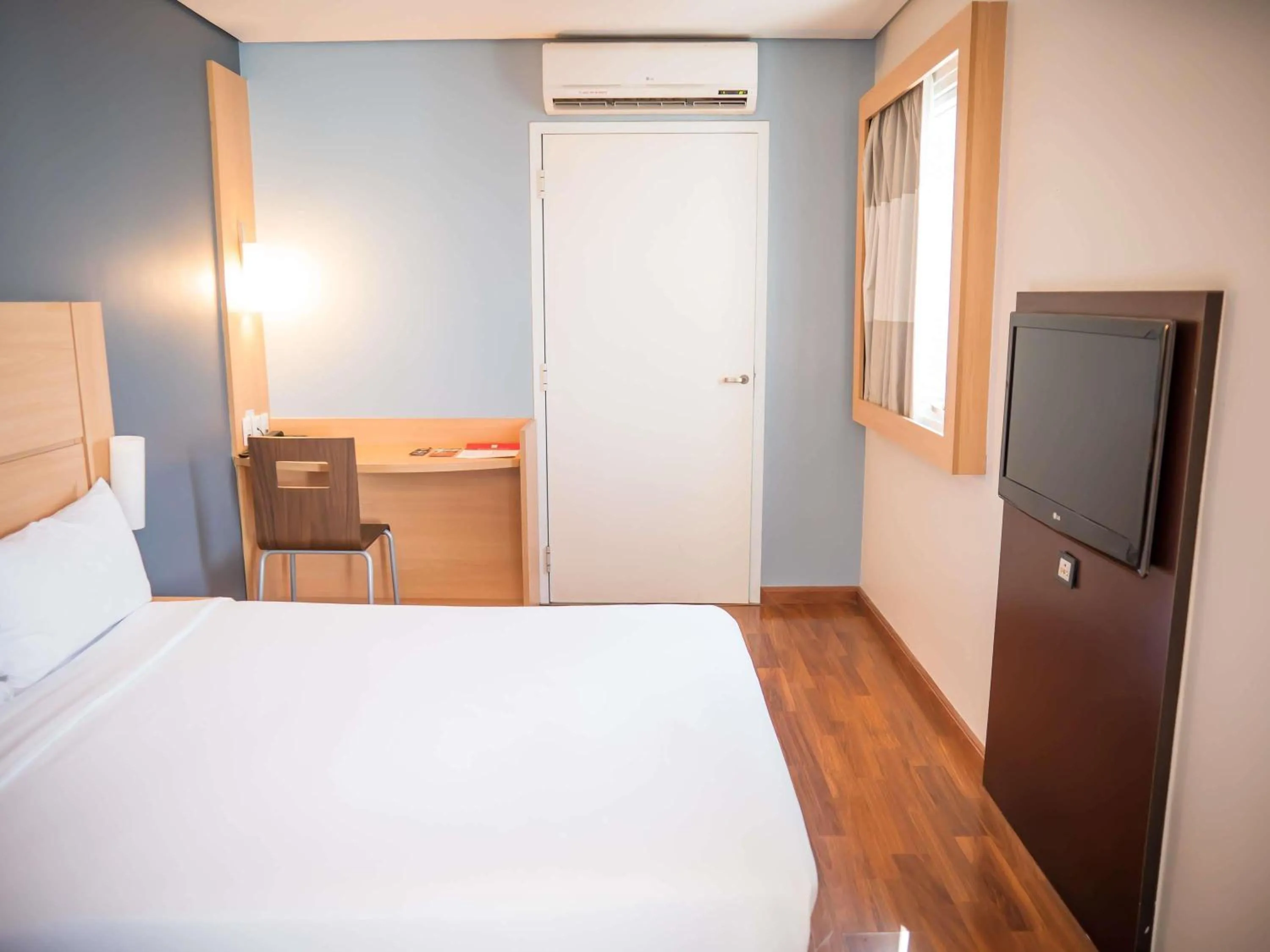 Bedroom, Bed in ibis Itu Plaza Shopping
