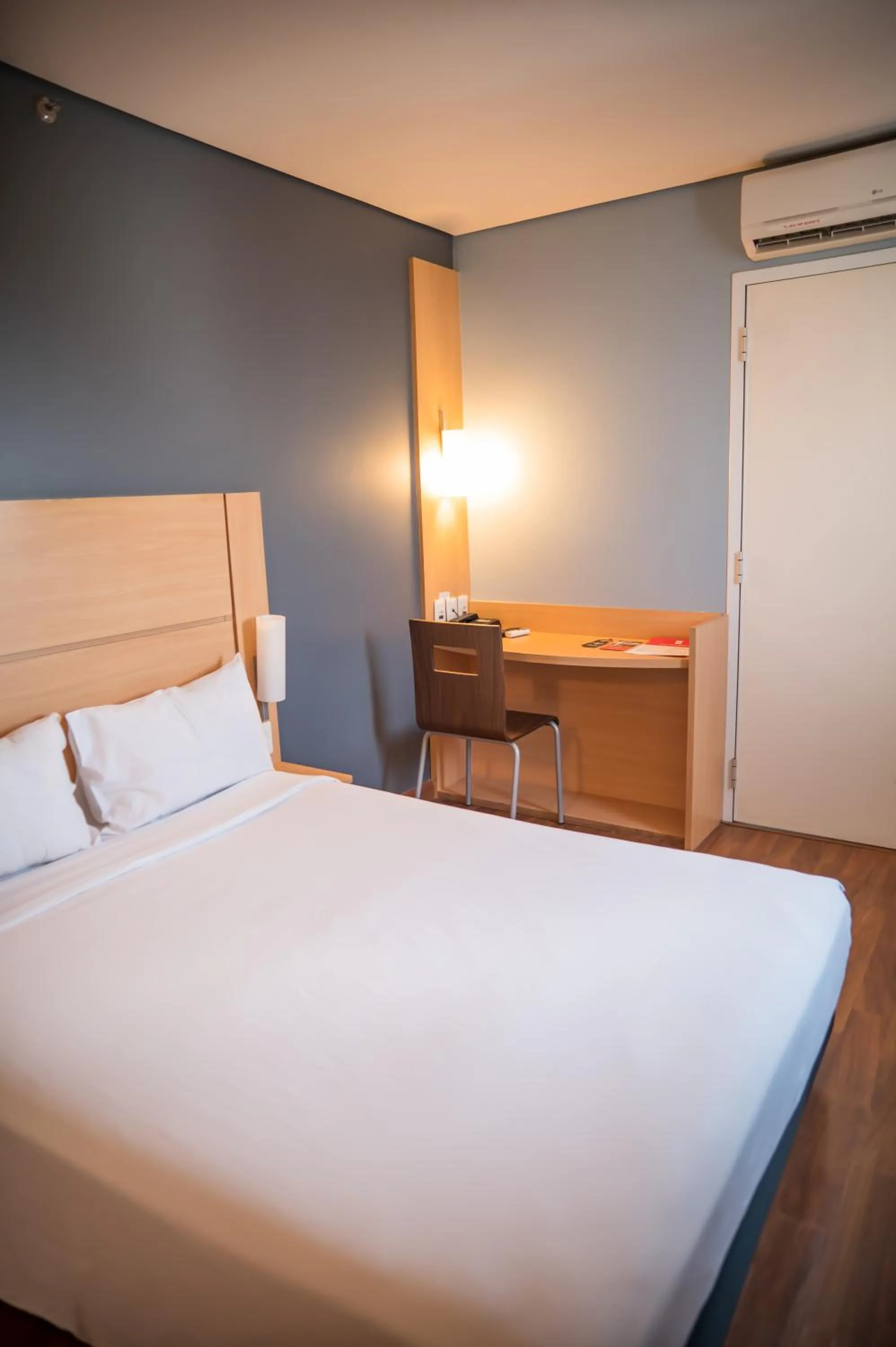 Photo of the whole room, Bed in ibis Itu Plaza Shopping