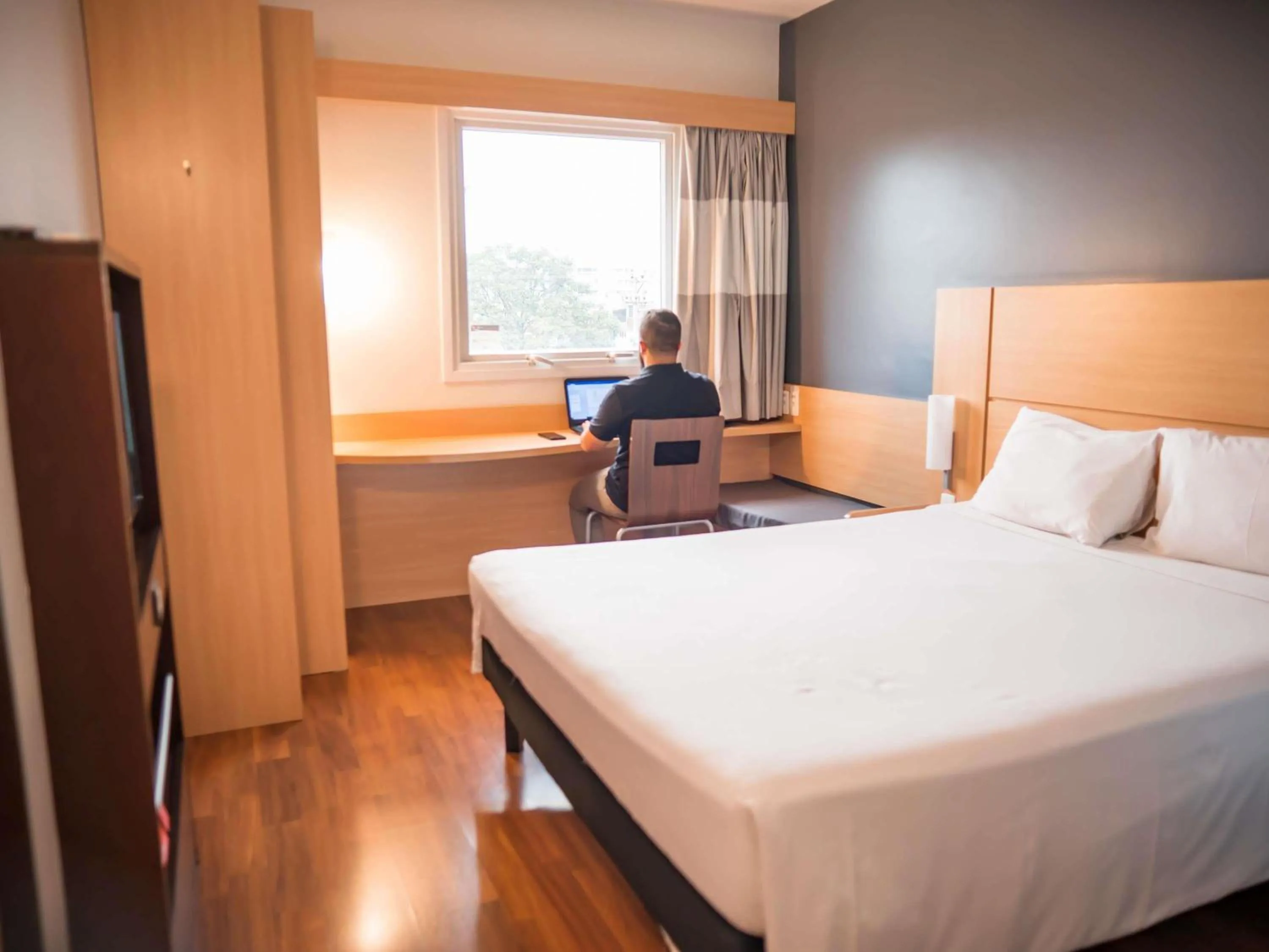 Bedroom, Bed in ibis Itu Plaza Shopping