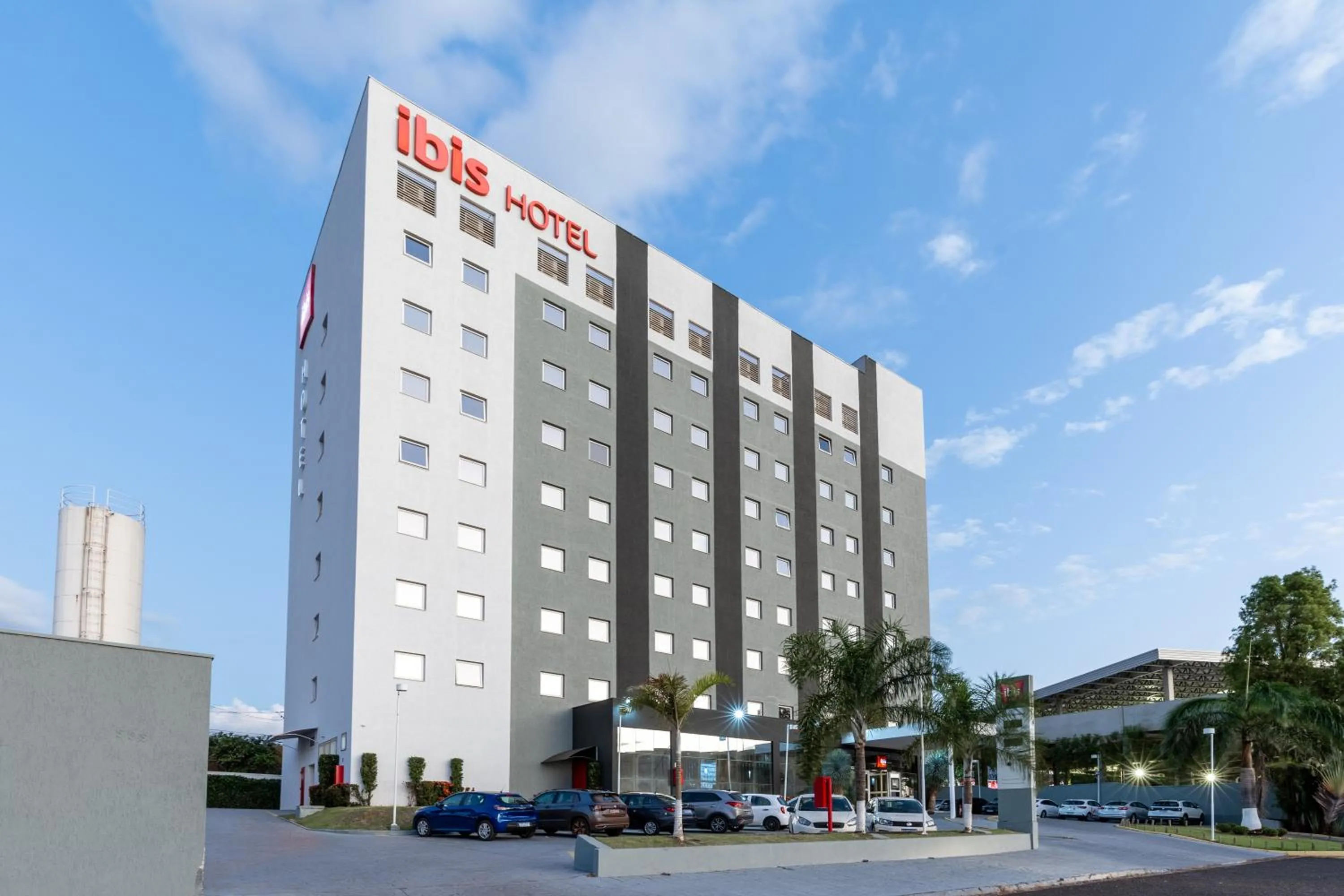ibis Uberaba
