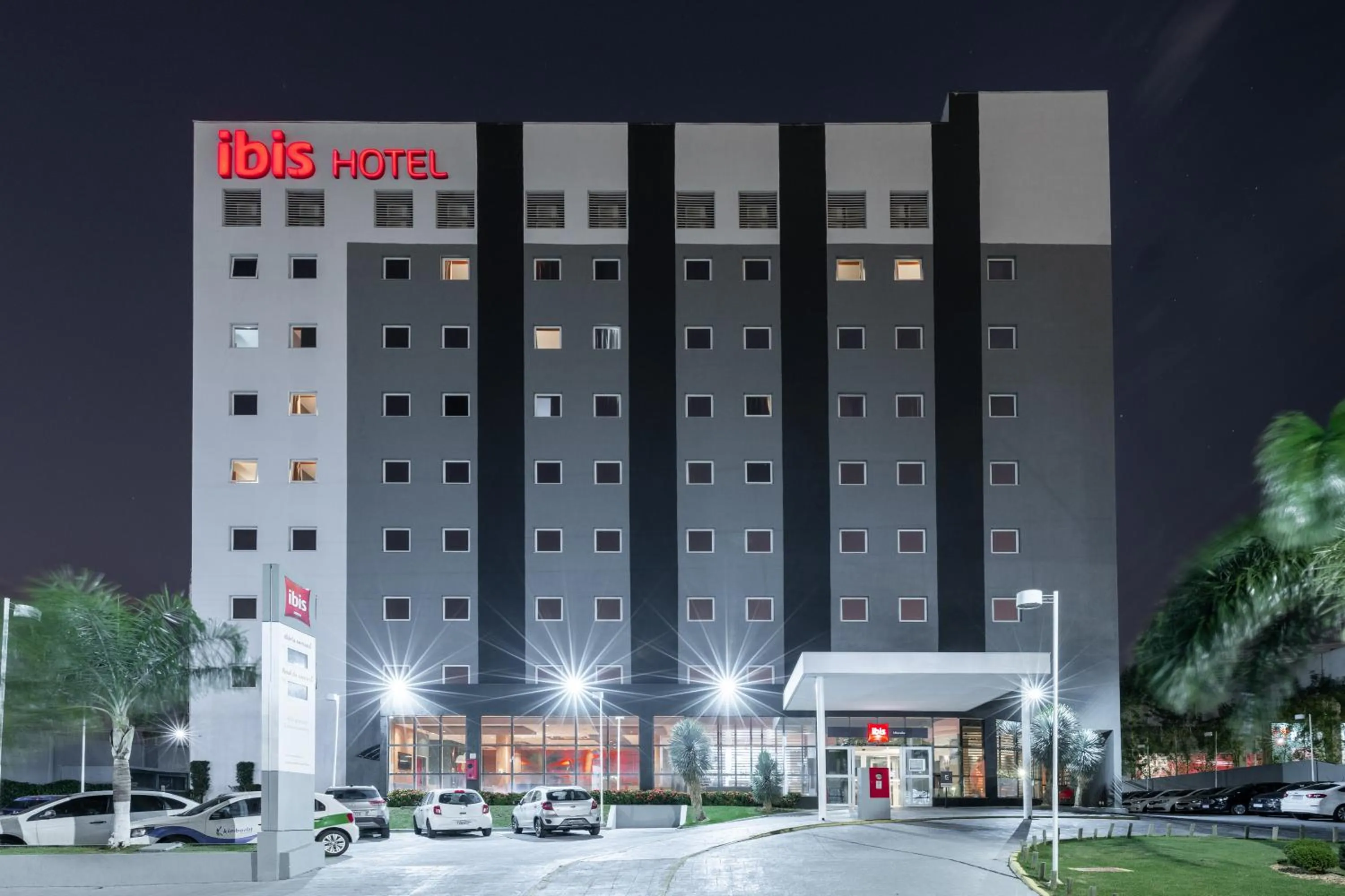 ibis Uberaba