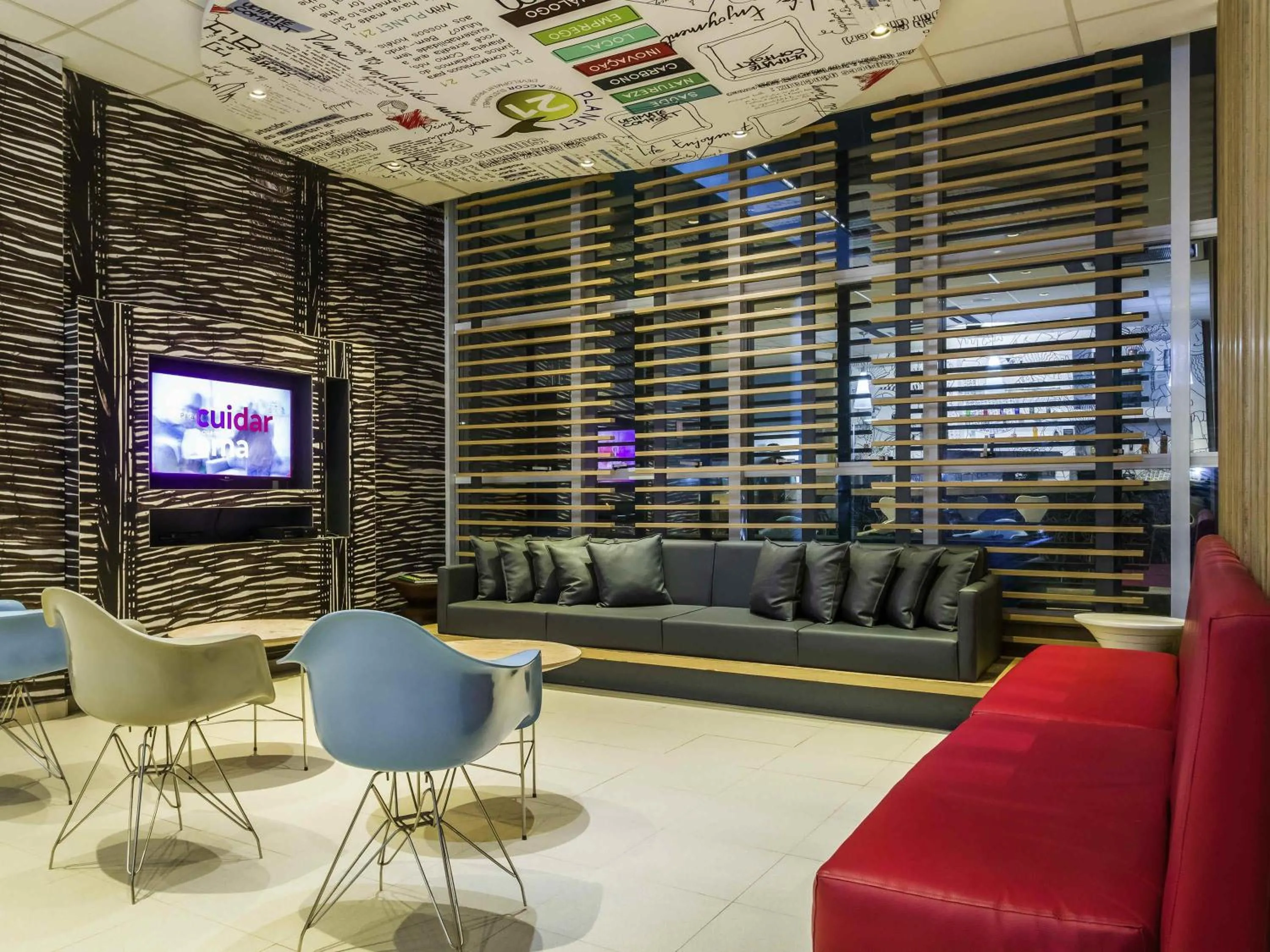 Lounge or bar in ibis Uberaba