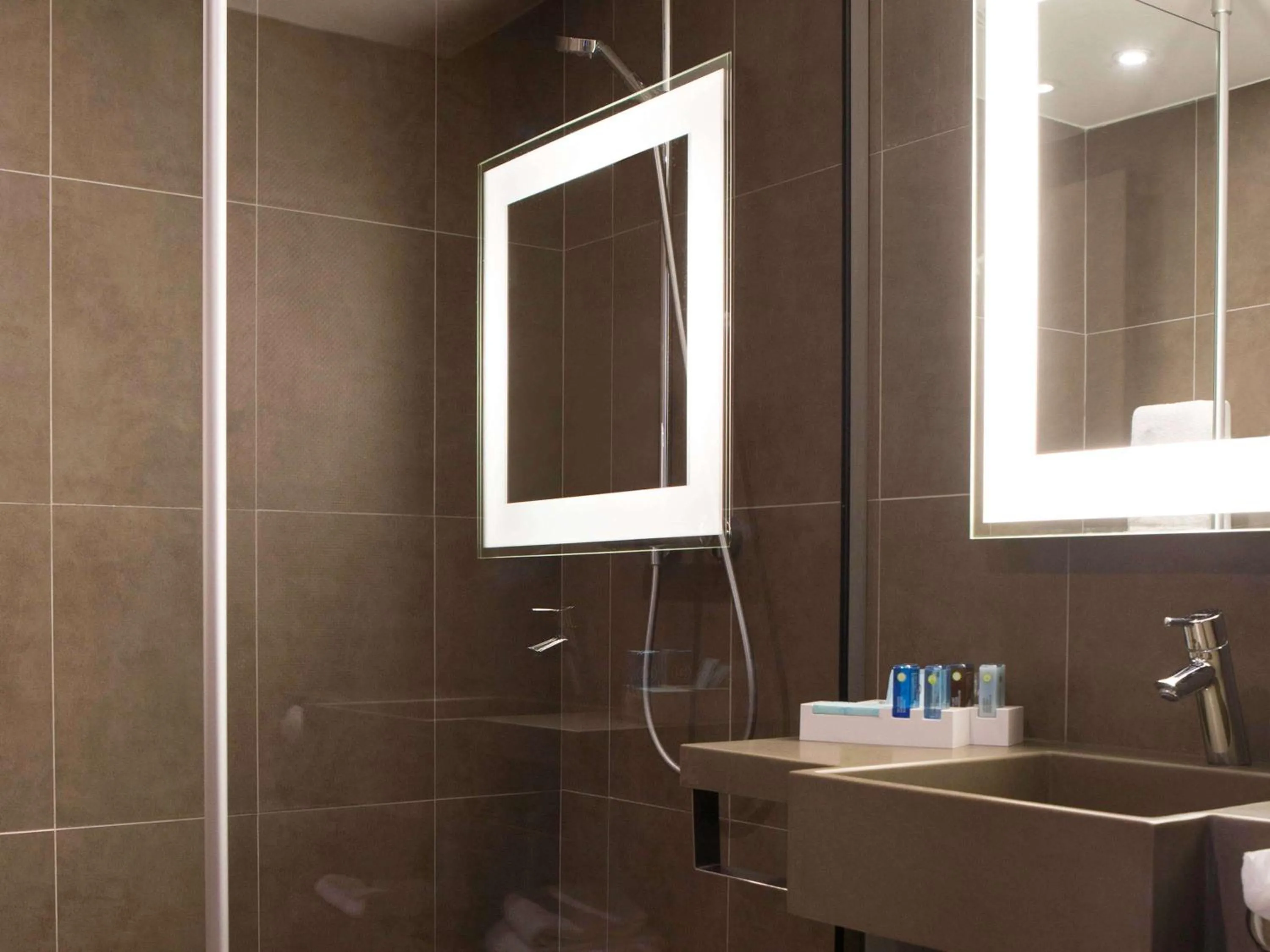 Photo of the whole room in Novotel Setif