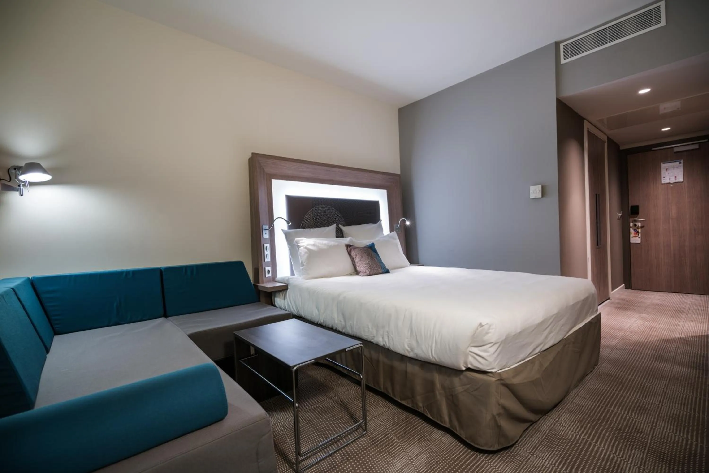 Bed in Novotel Setif
