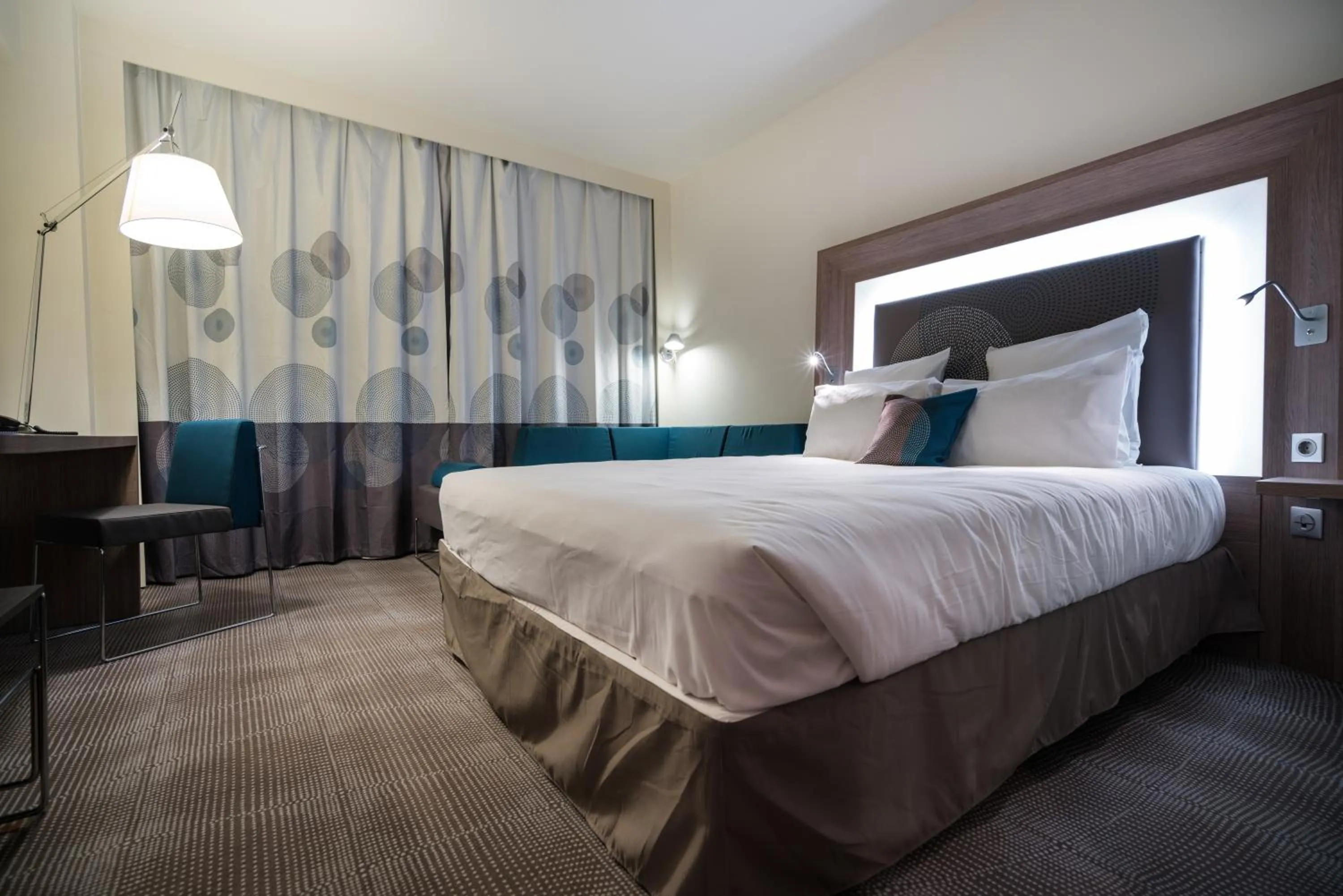 Bed in Novotel Setif