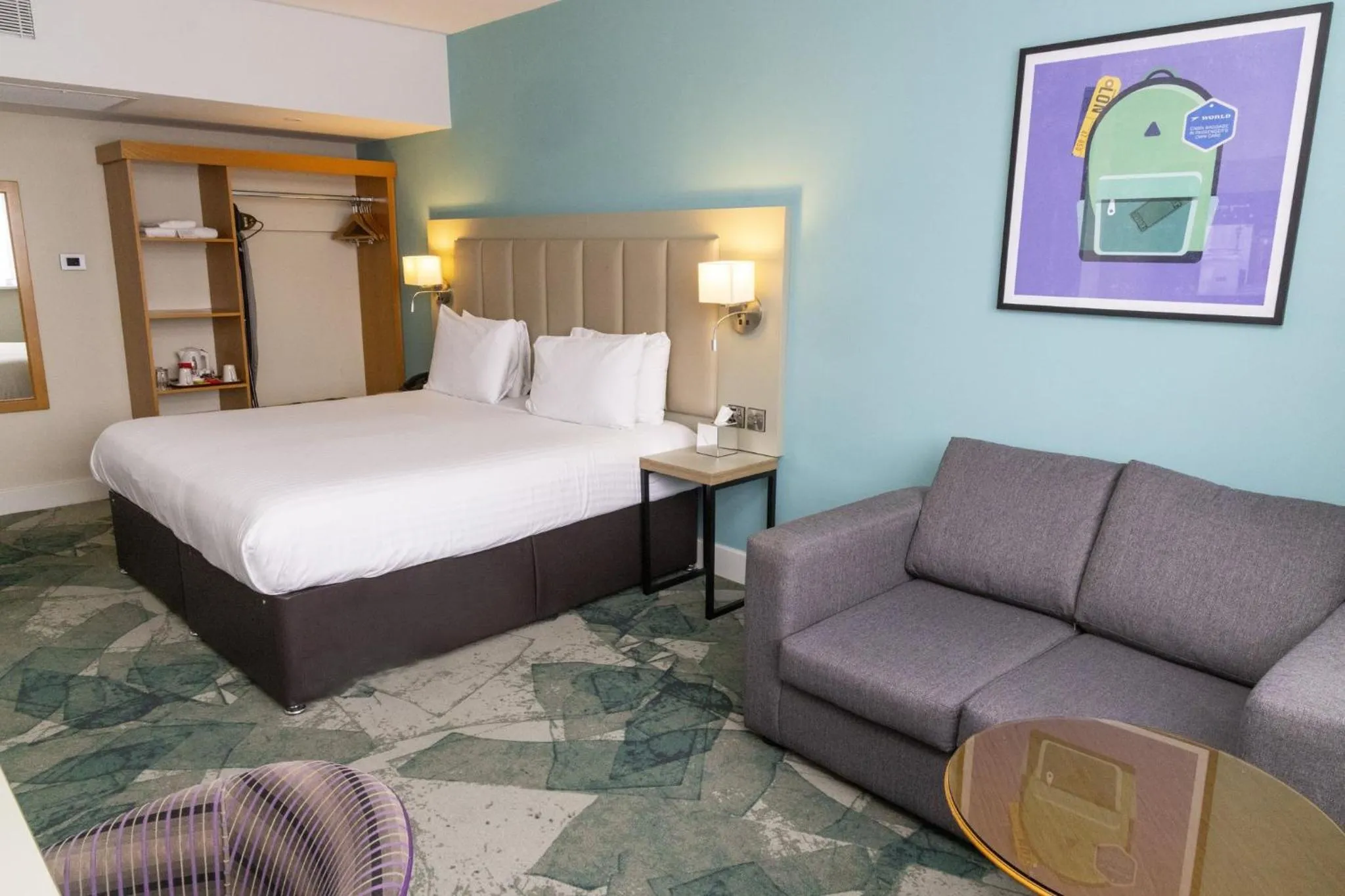 Photo of the whole room, Bed in Garner Hotel Nottingham City Centre by IHG