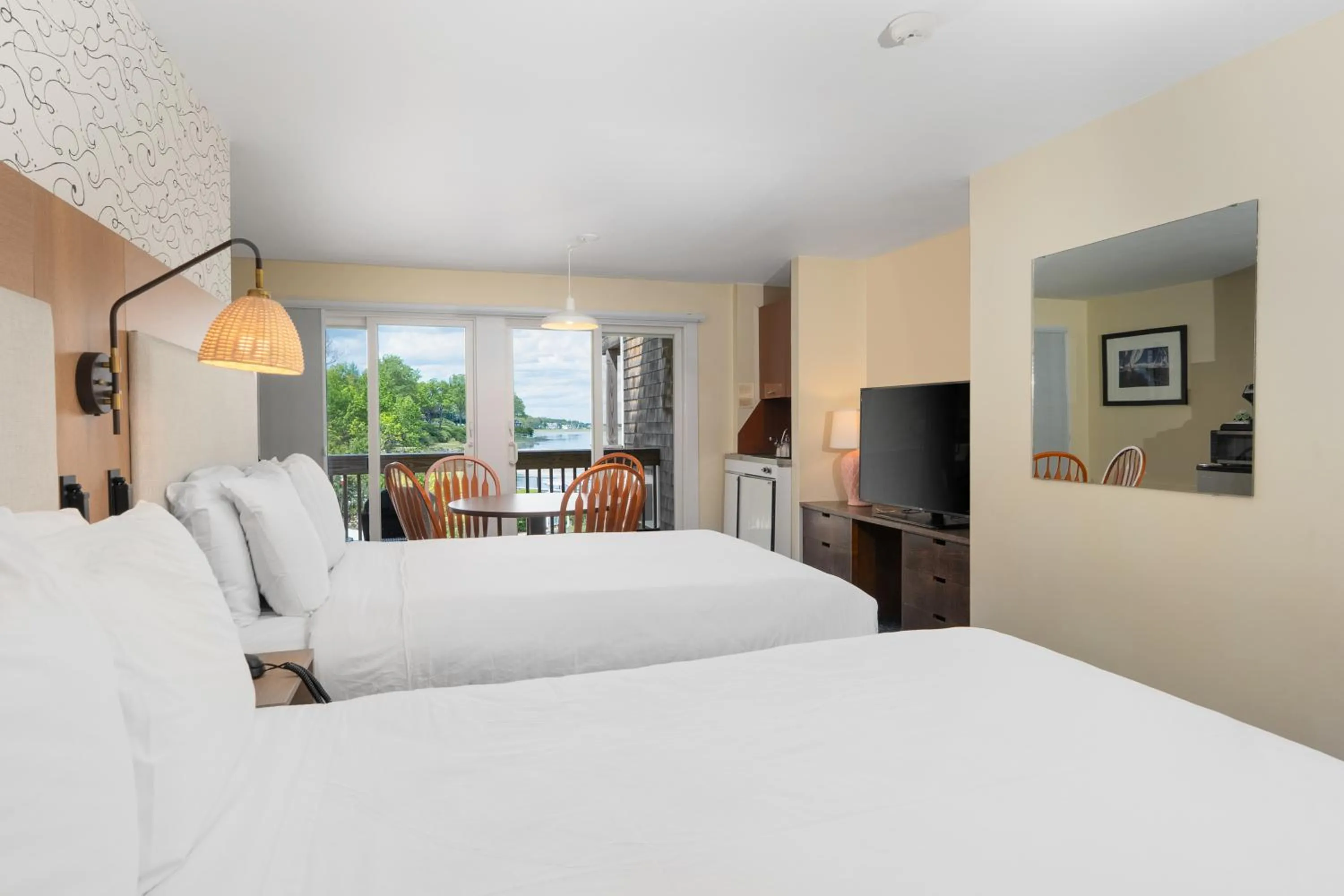 Aspinquid Resort