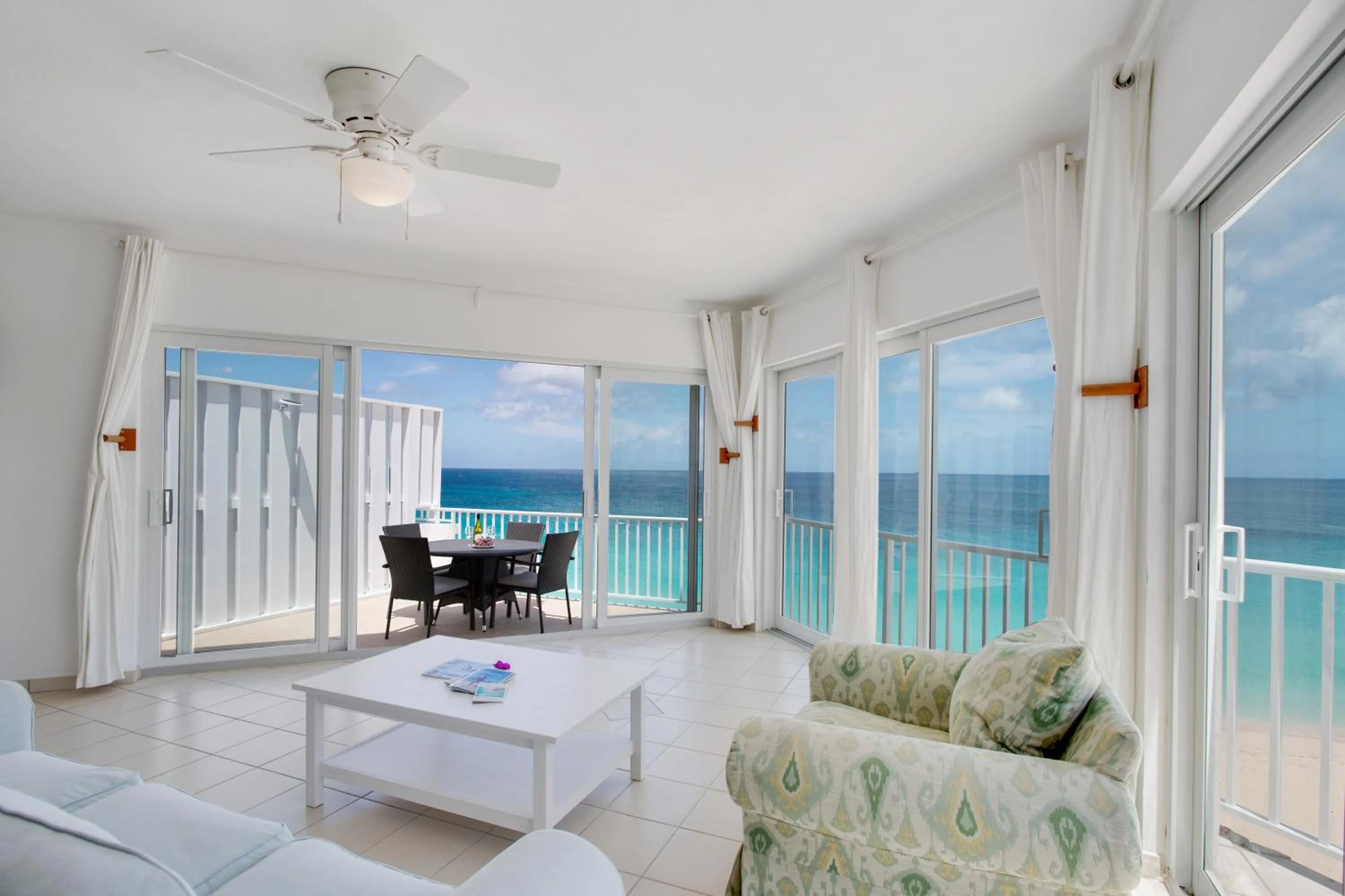 Living room in Turtle's Nest Beach Resort