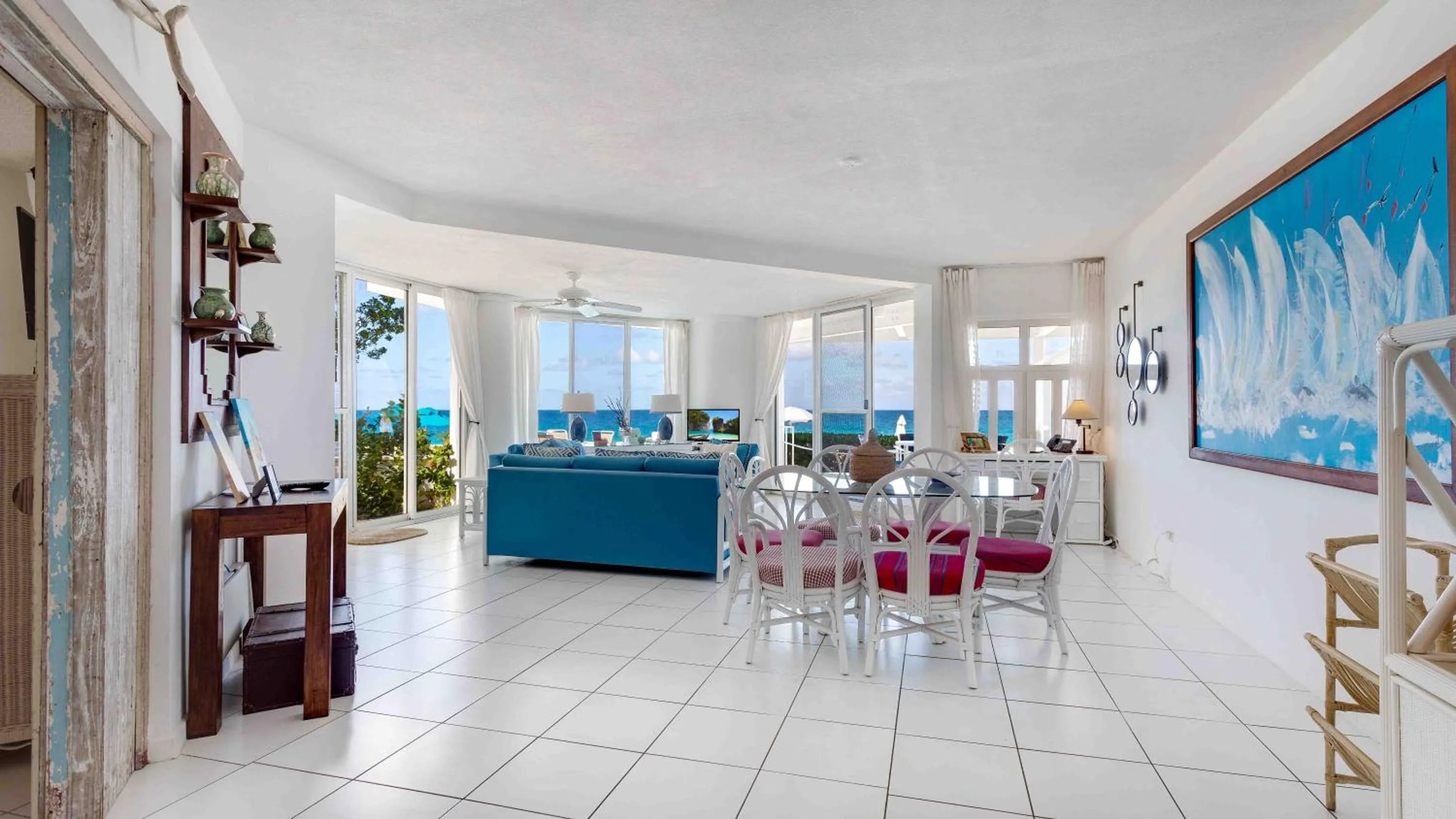 Living room in Turtle's Nest Beach Resort
