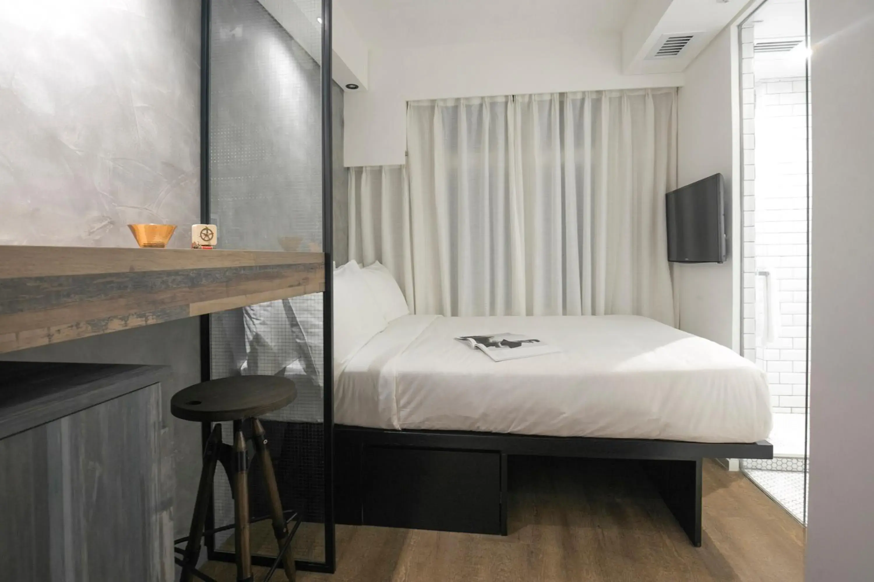 Photo of the whole room, Bed in Hotel Hart Photo of the whole room, Bed in Hotel Hart