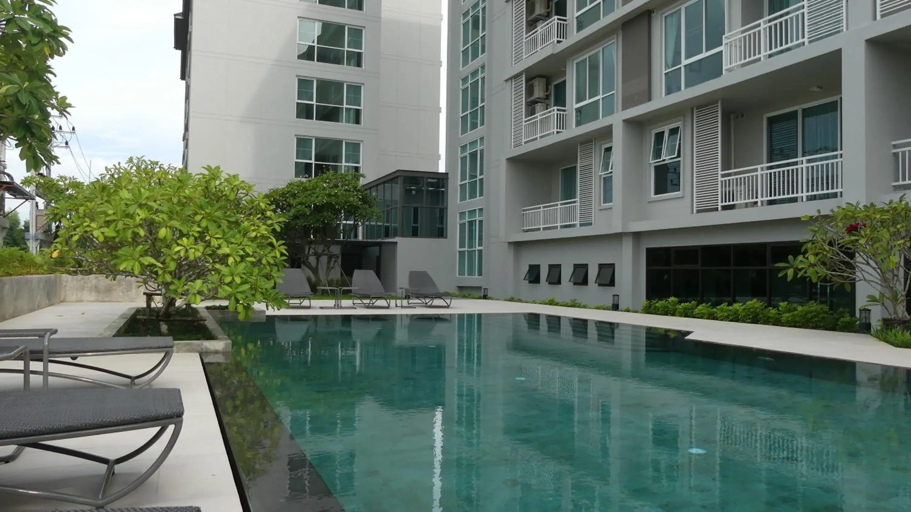 Property building in The Garden 304 Property building in The Garden 304