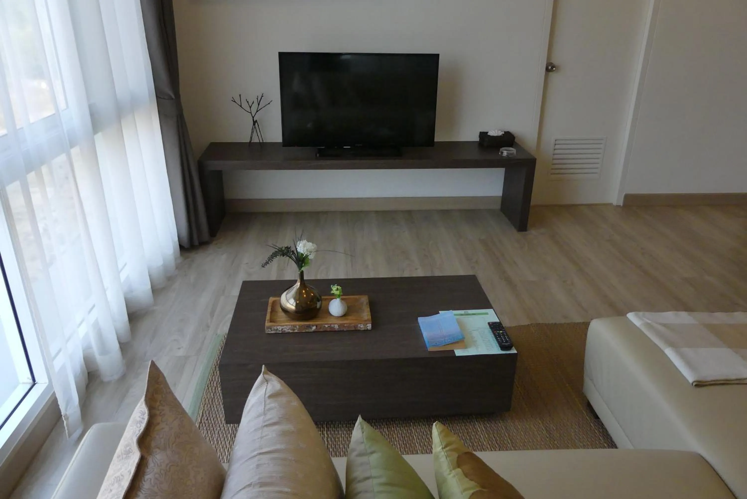 Decorative detail in The Garden 304