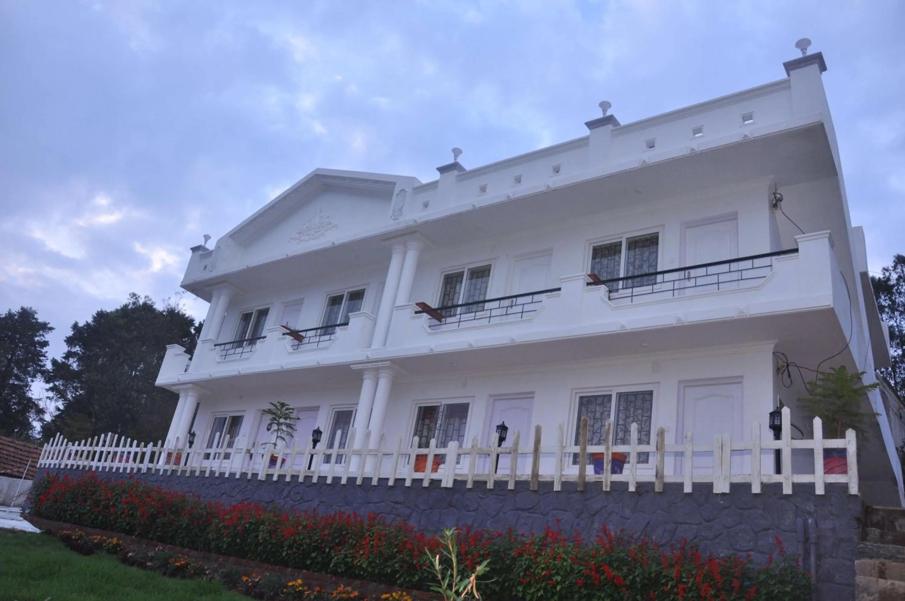 Property building in Drizzle Drop Inn
