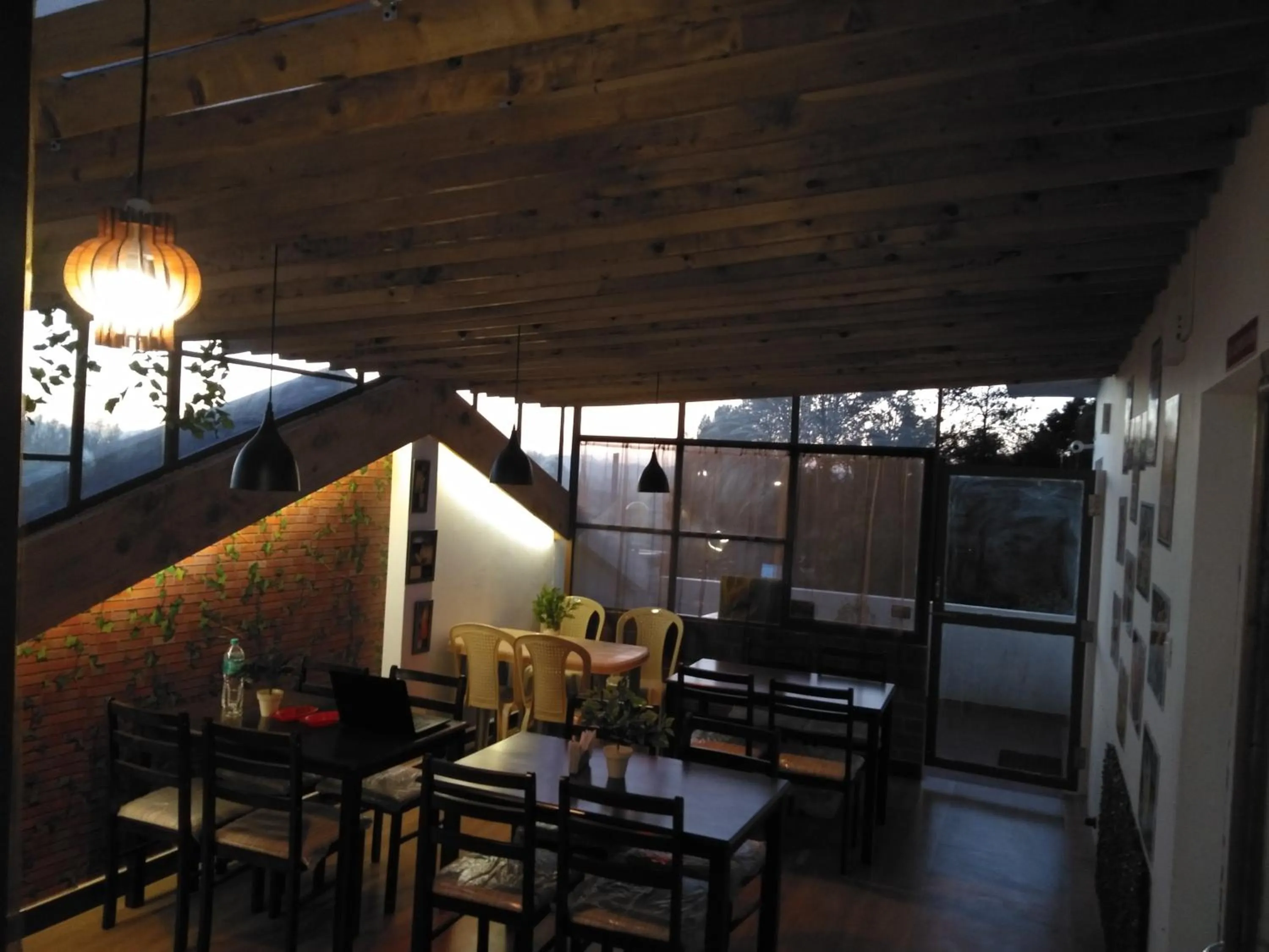 Breakfast in Drizzle Drop Inn