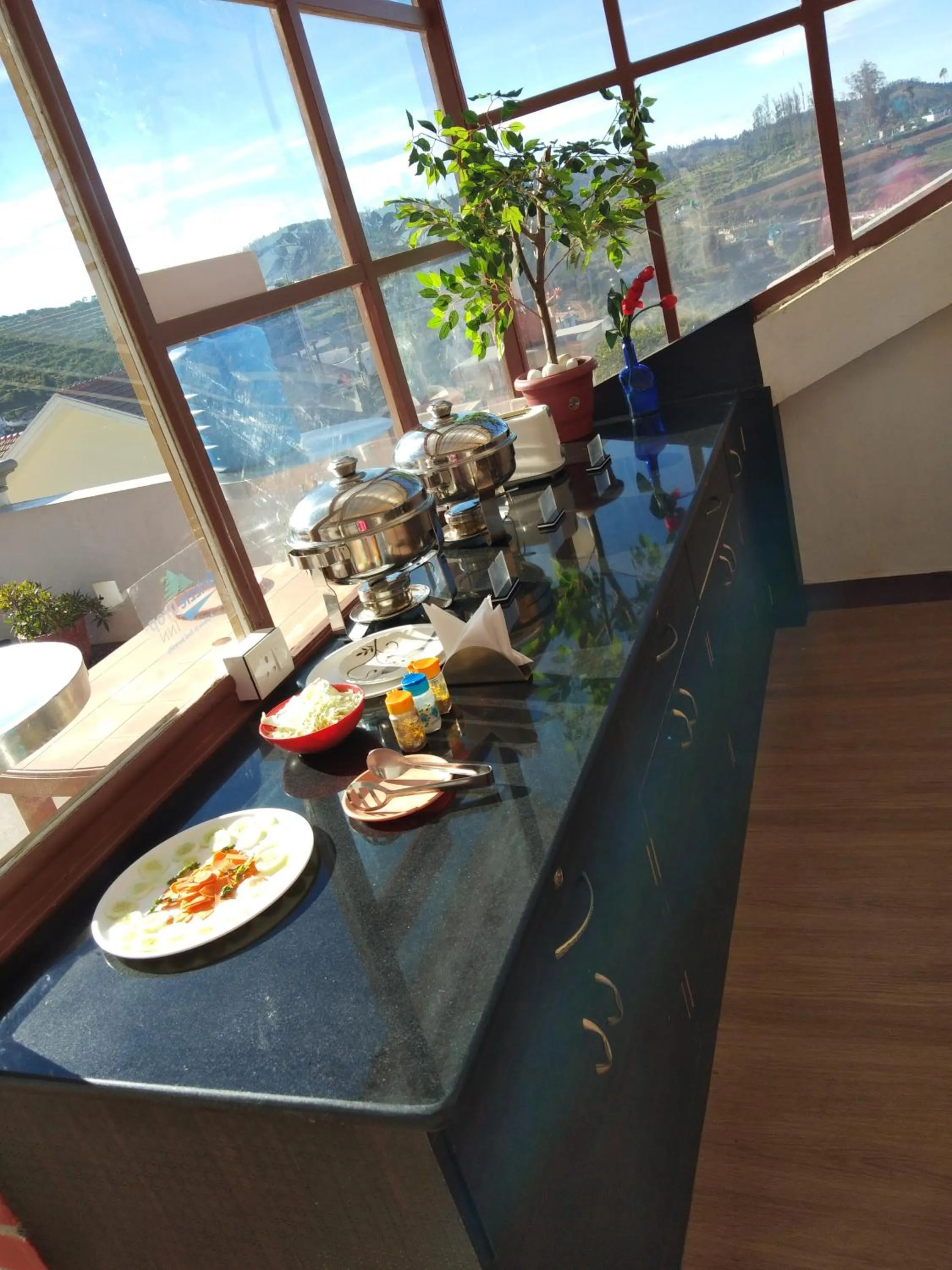 Breakfast in Drizzle Drop Inn