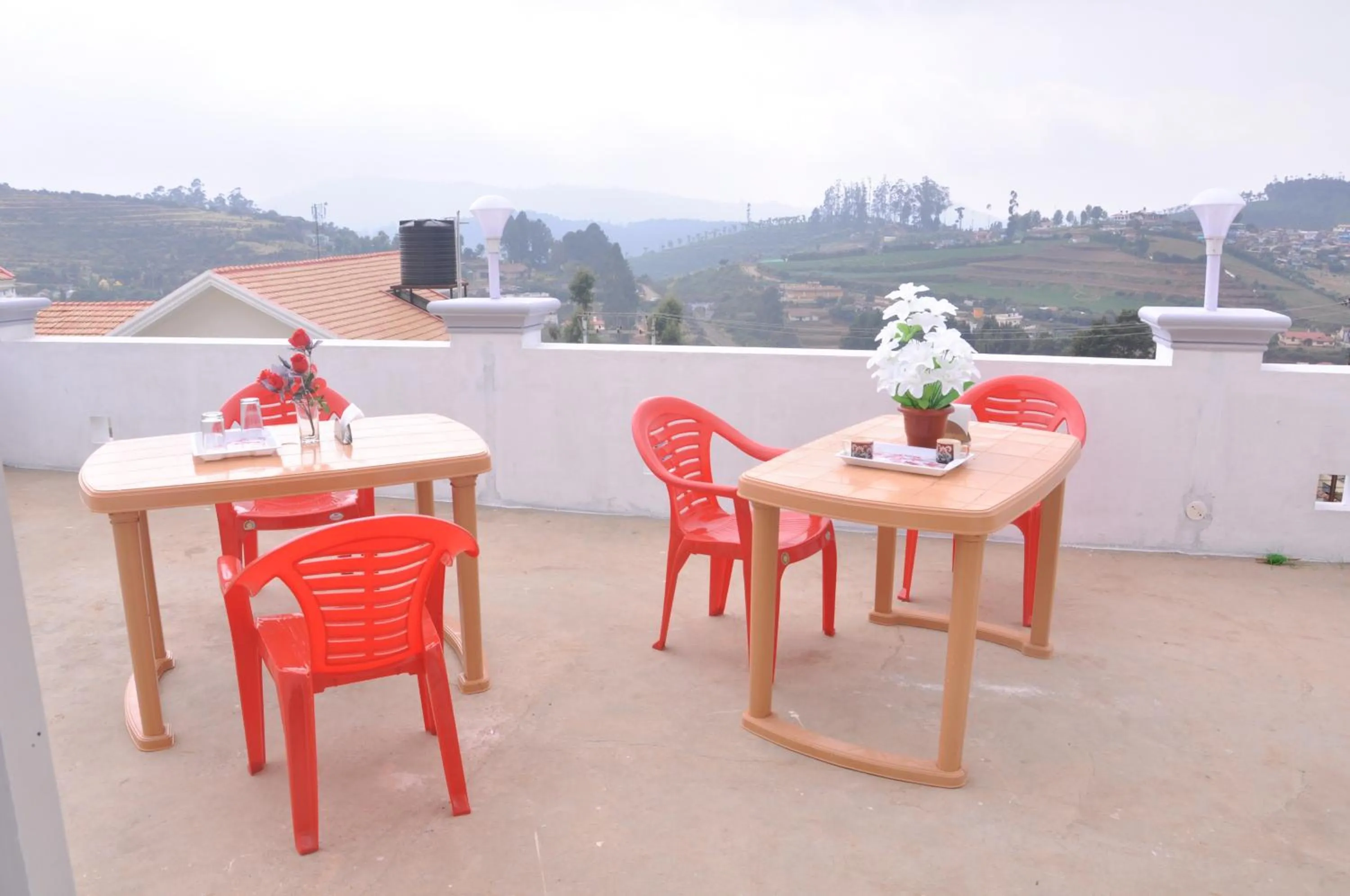 Restaurant/places to eat in Drizzle Drop Inn