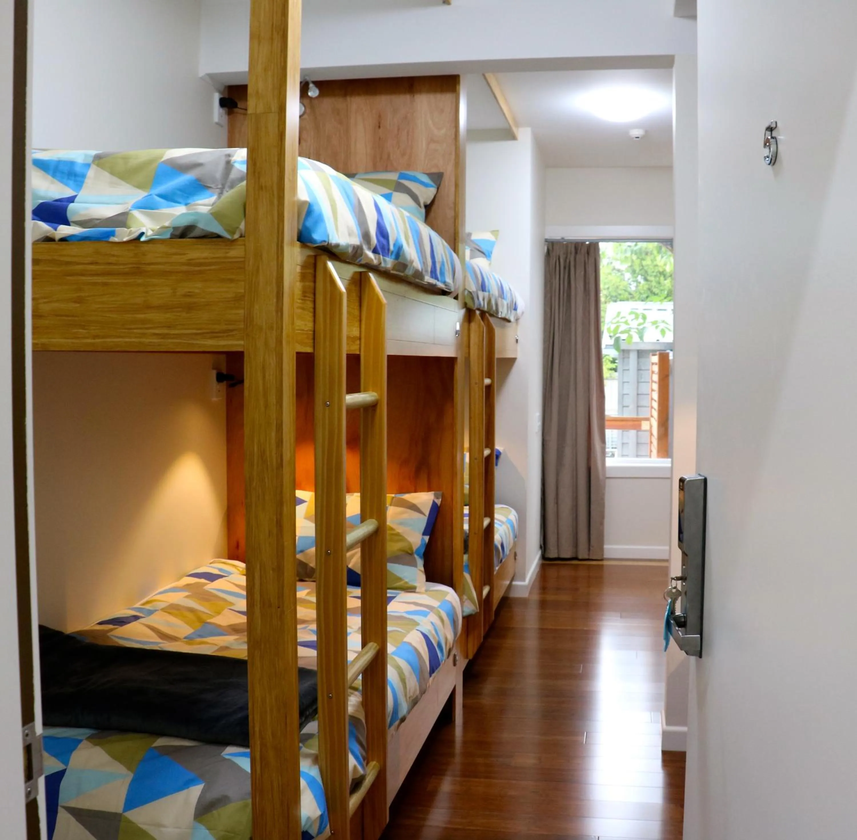 Bedroom, Bed in Oxford Queenette Backpackers