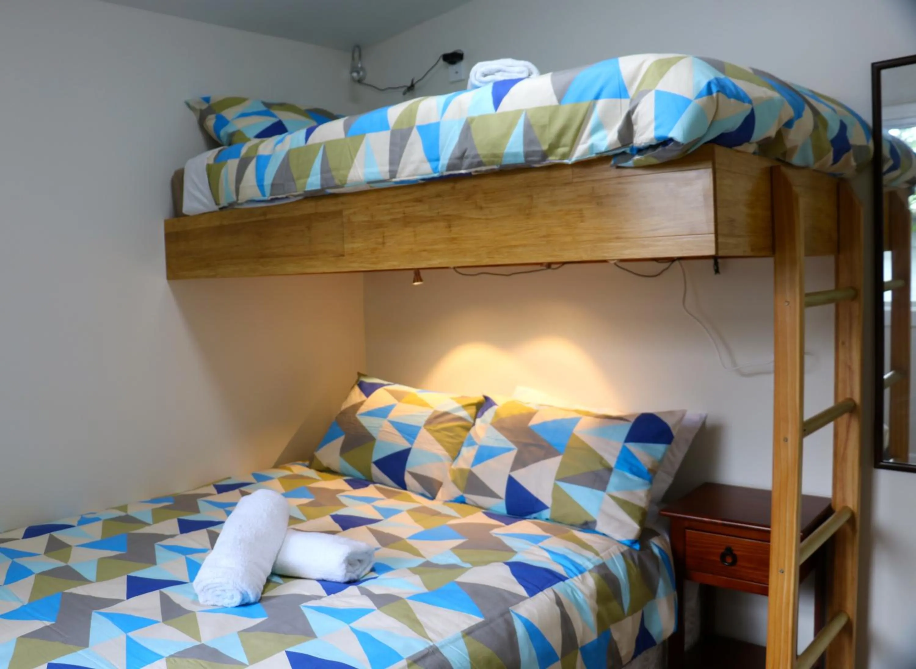 Bedroom, Bed in Oxford Queenette Backpackers