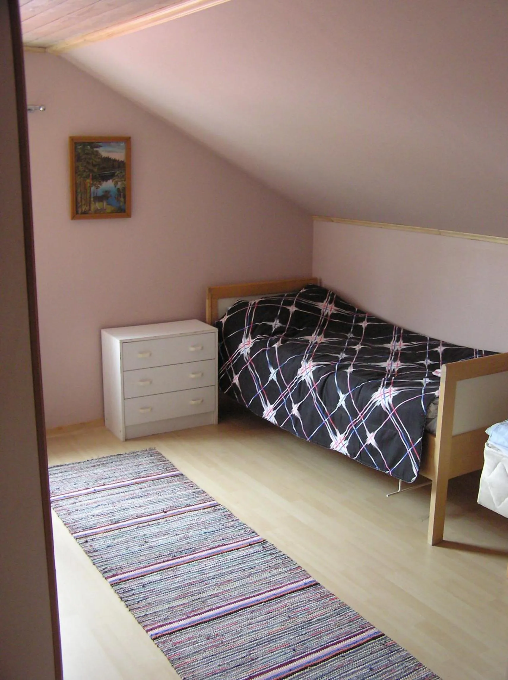 Bed in Majatalo Tyrni