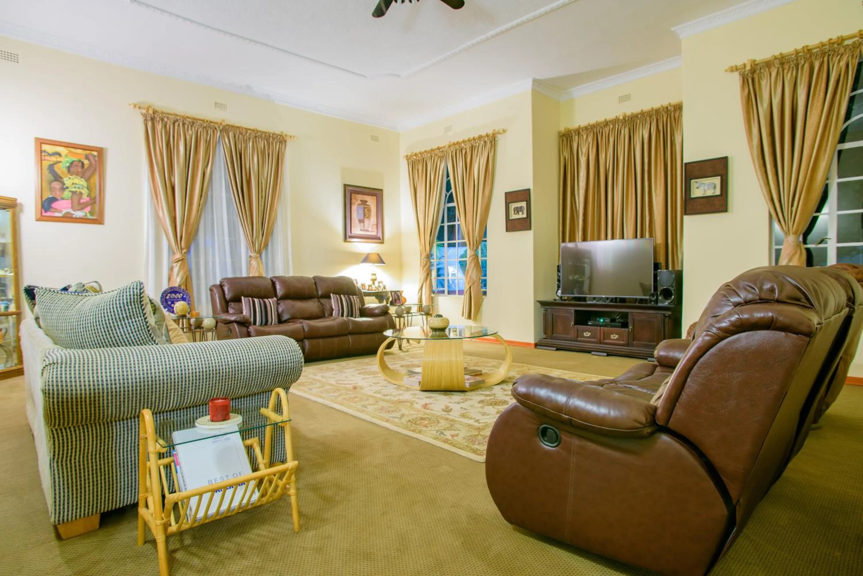 Seating area in Art Lodges