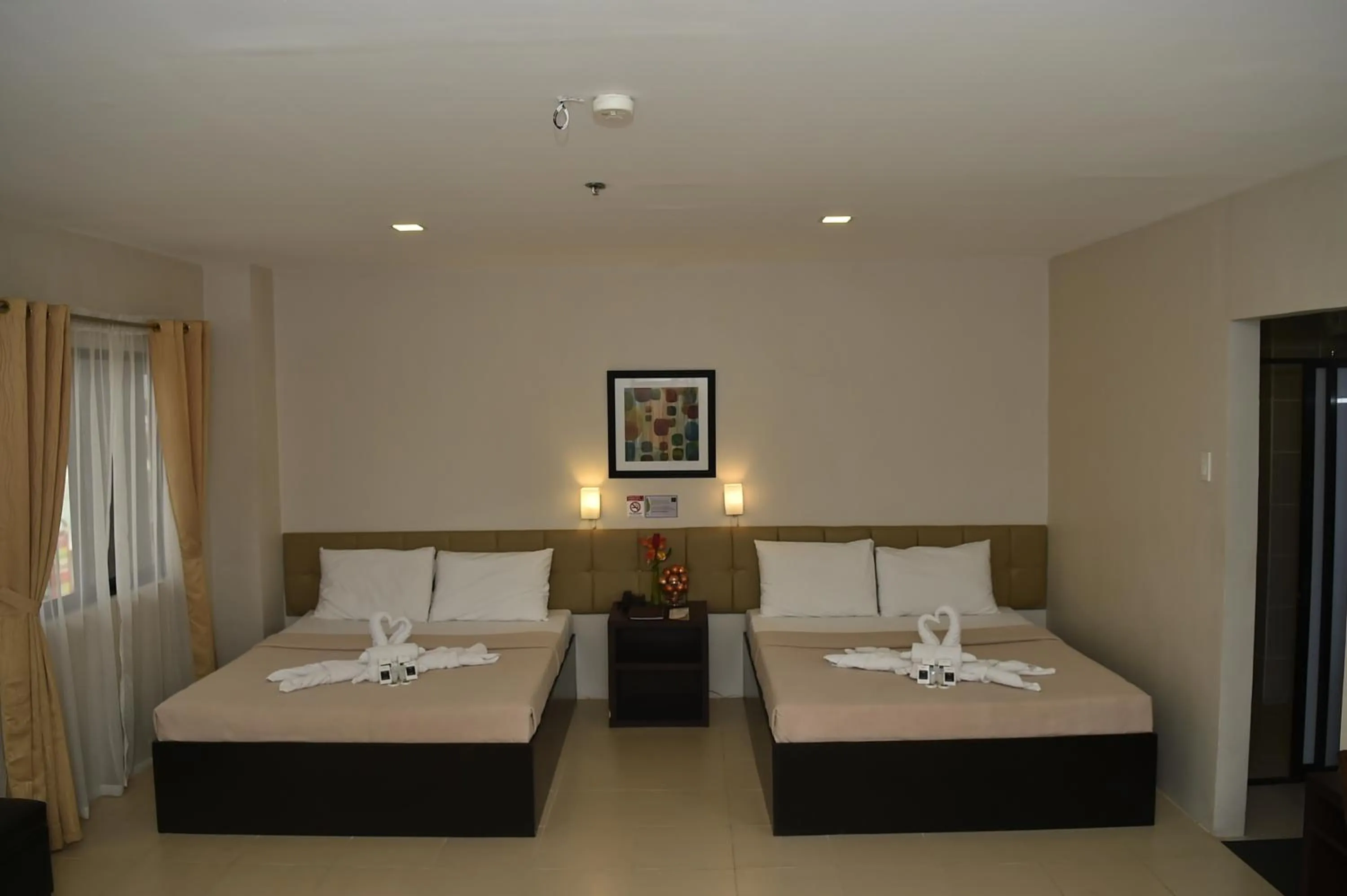 Other, Bed in Columbus Plaza Hotel