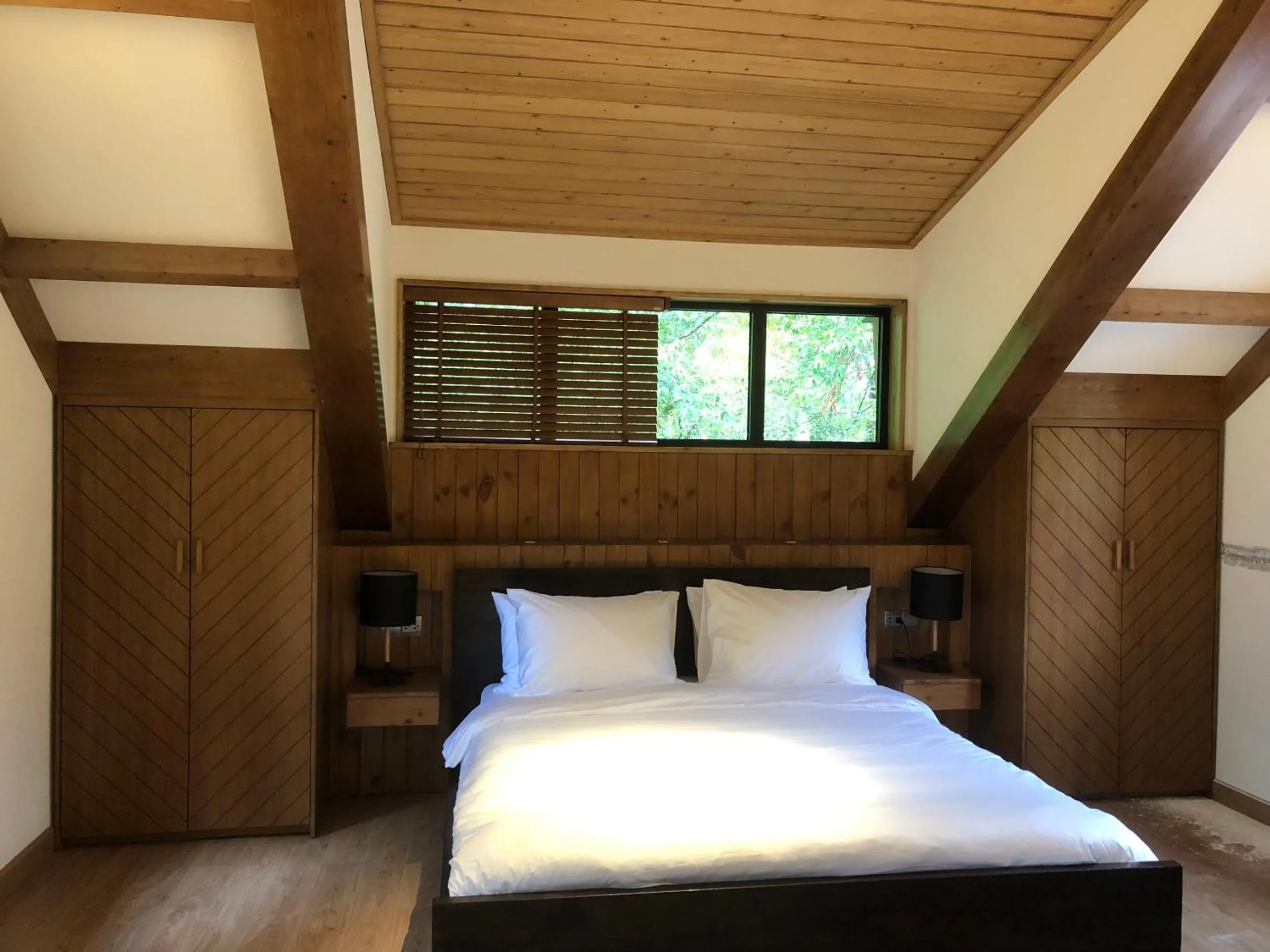 Bed in LAAN Retreat-DaLat