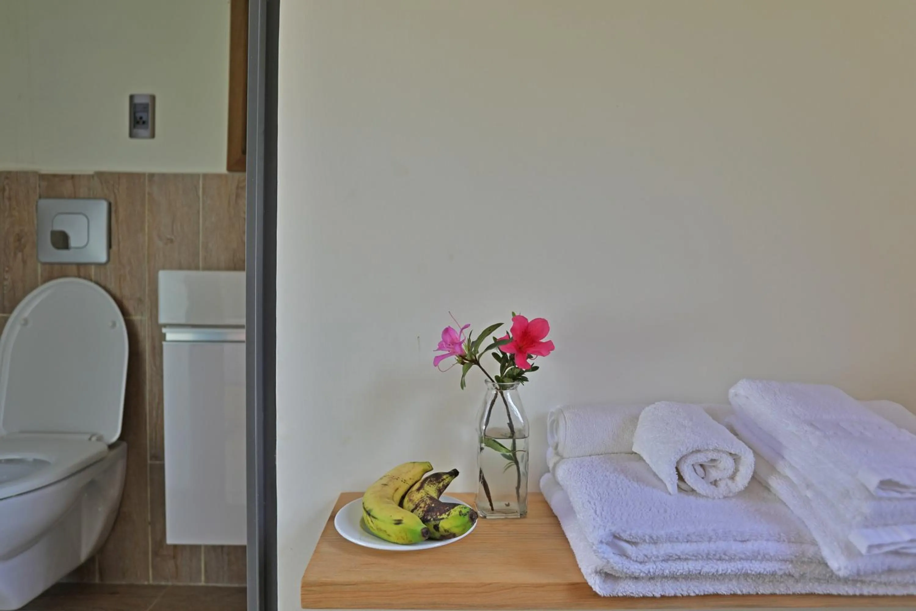 Bed in LAAN Retreat-DaLat