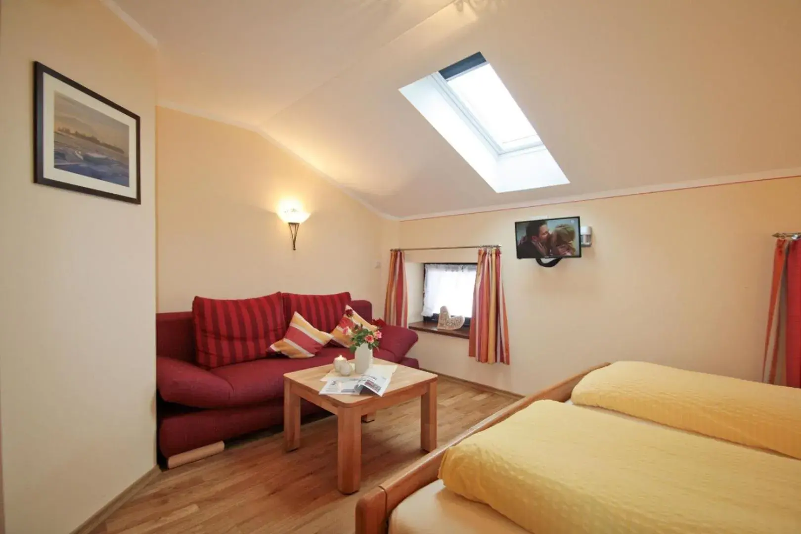Double Room with Lake View - single occupancy in Cafe Wastelbauerhof - Urlaub auf dem Bauernhof Double Room with Lake View - single occupancy in Cafe Wastelbauerhof - Urlaub auf dem Bauernhof