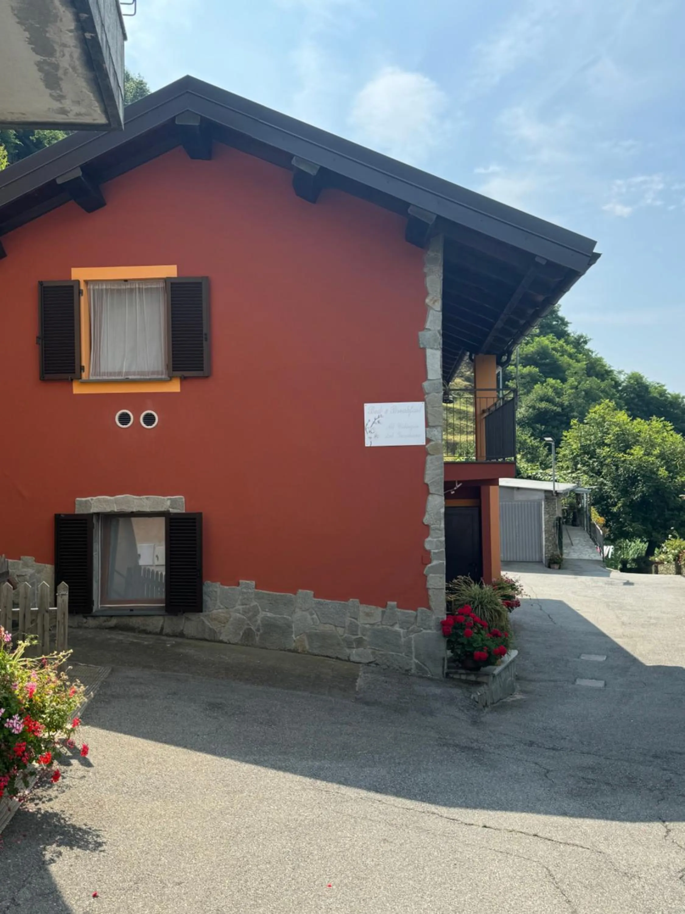 Property building in B&b Al Ciliegio Del Turchino