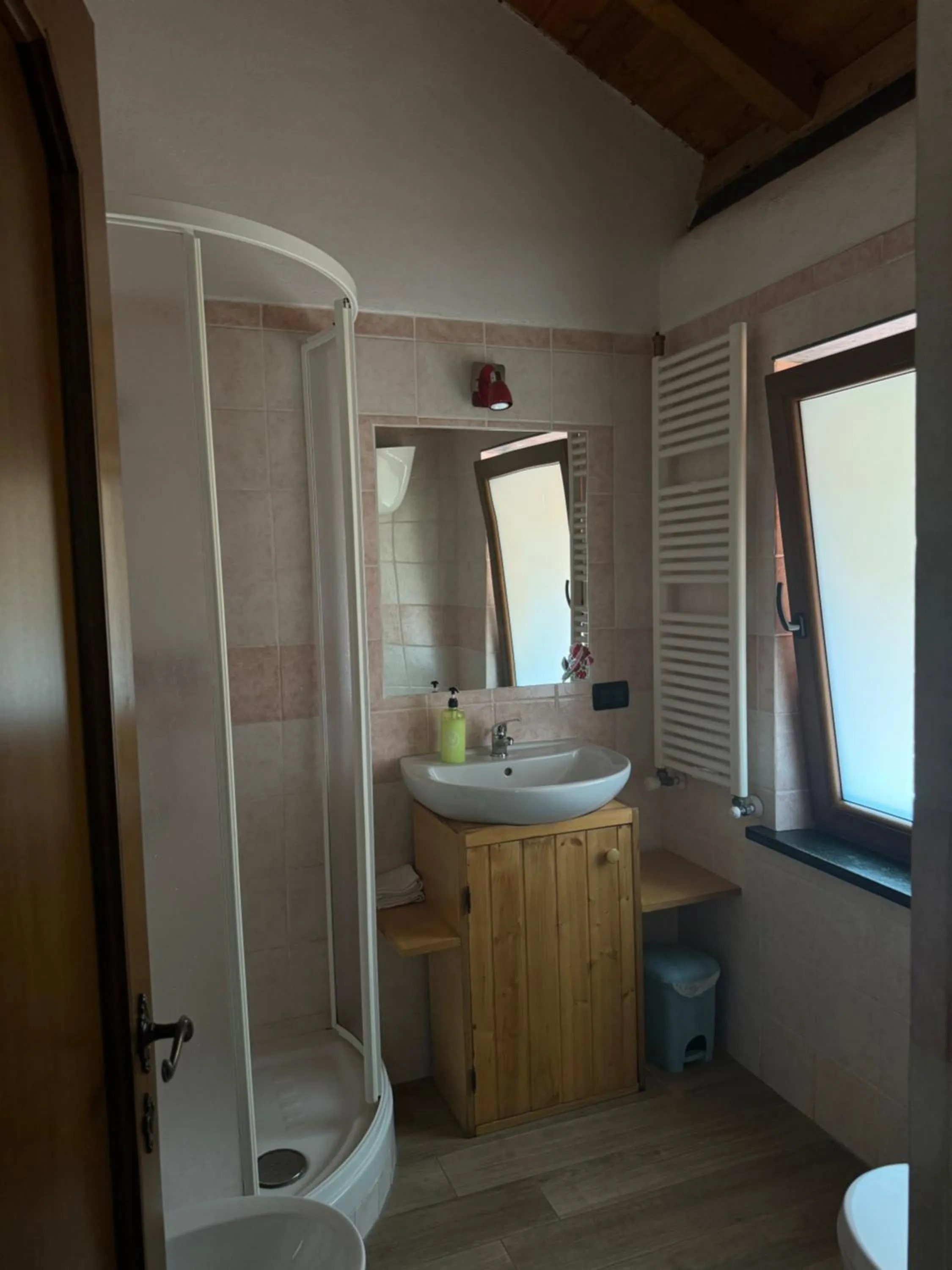 Bathroom in B&b Al Ciliegio Del Turchino