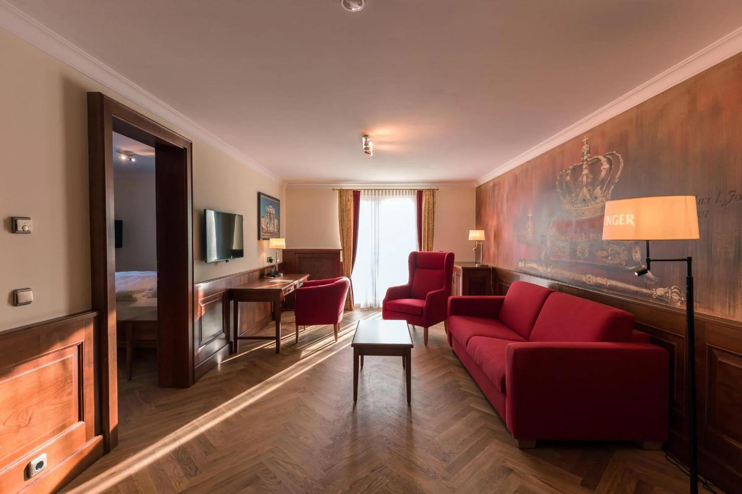 Living room in Hotel & Gaststätte zum Erdinger Weißbräu