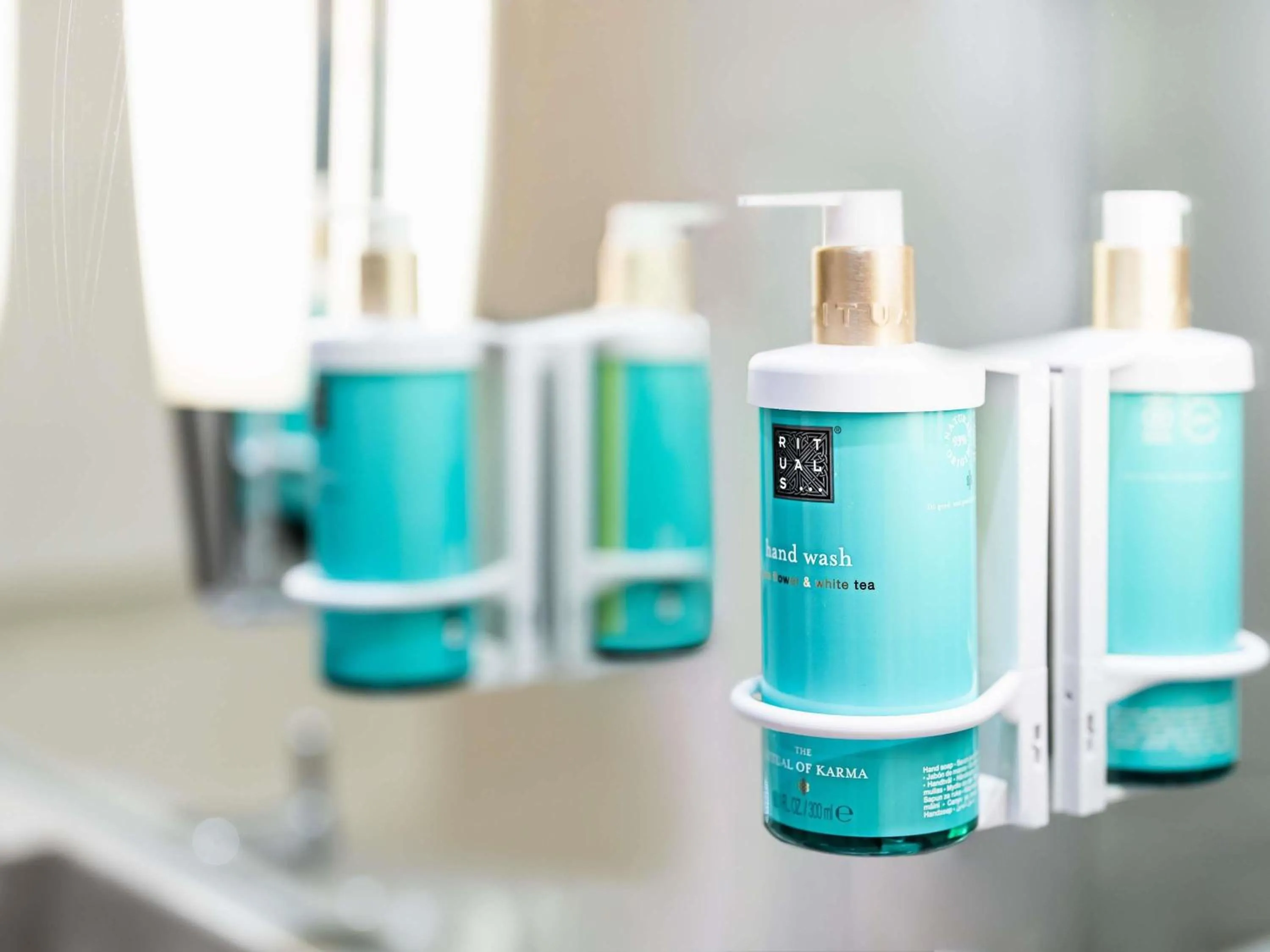 Bedroom in Novotel Milton Keynes