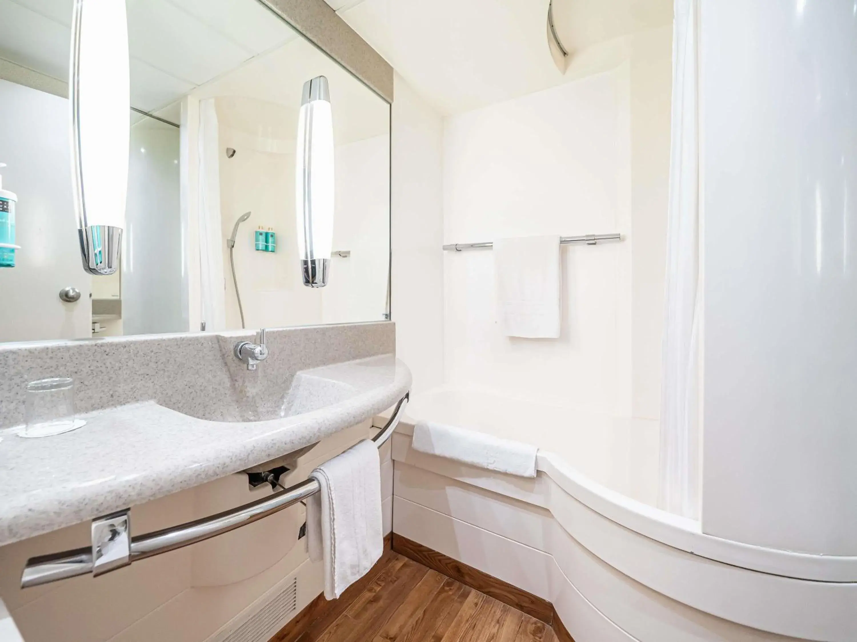 Double Room in Novotel Milton Keynes Double Room in Novotel Milton Keynes