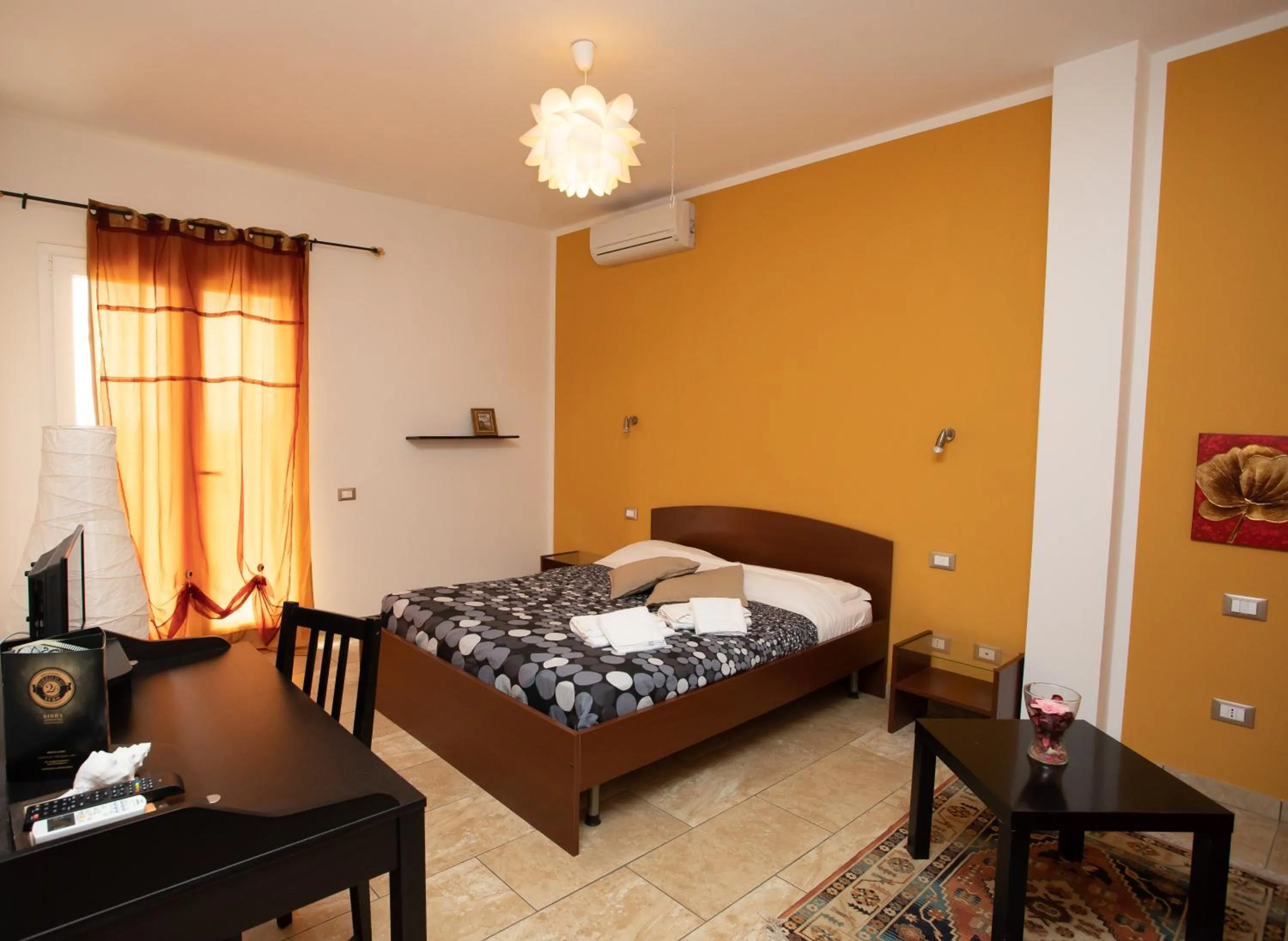 Photo of the whole room, Bed in Villa Liburnia