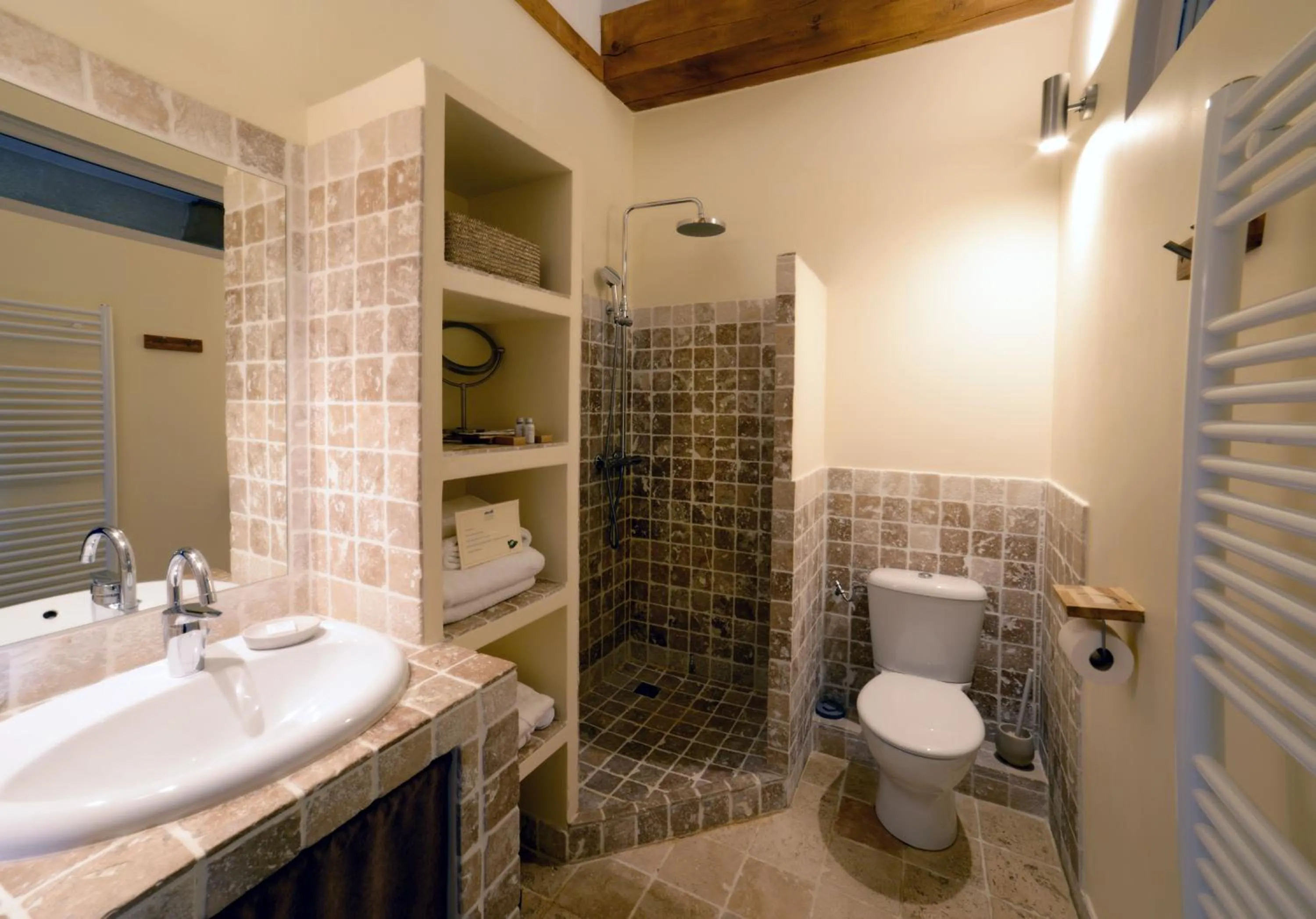 Bathroom in Château de Pondres