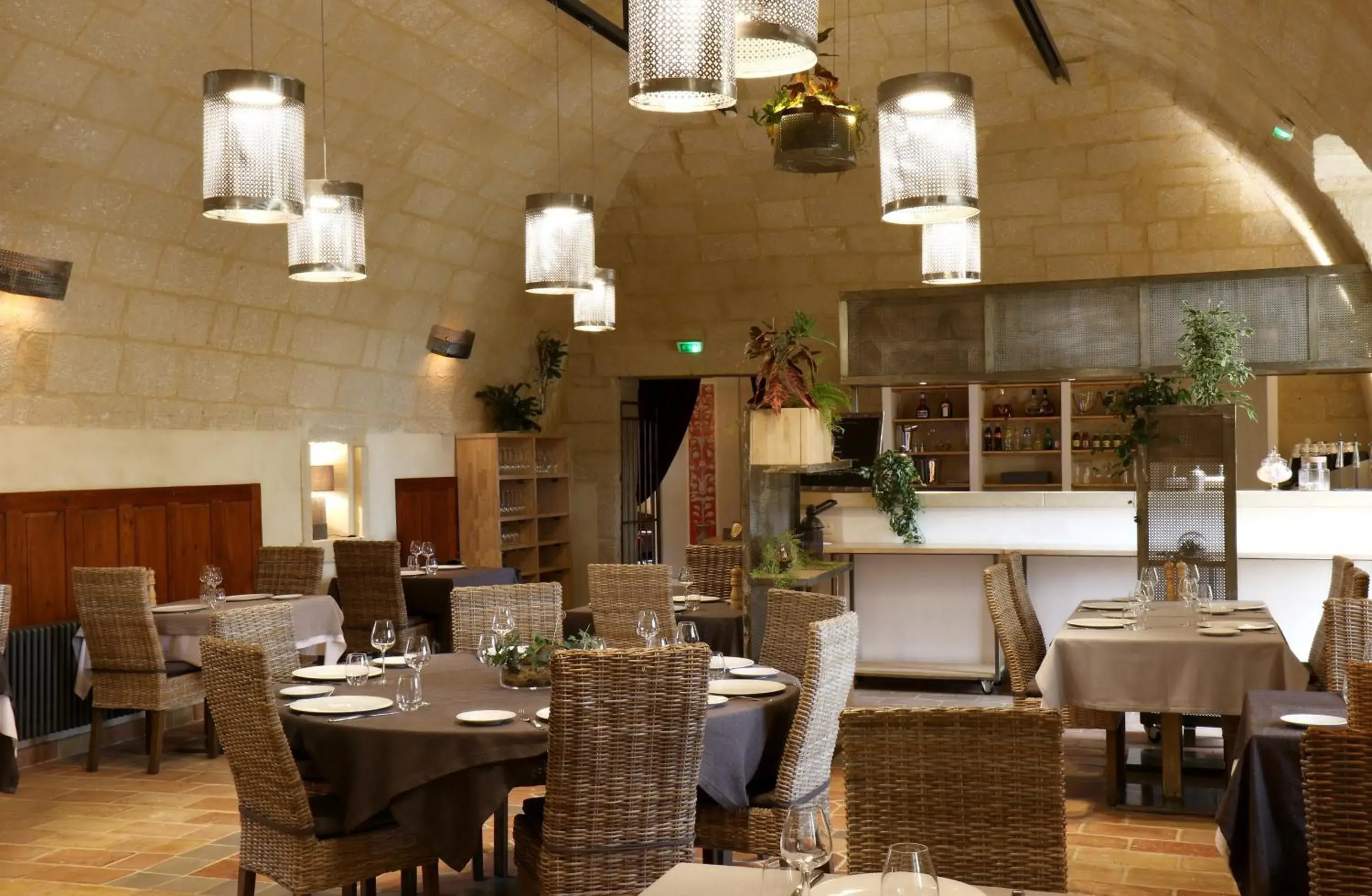 Restaurant/places to eat in Château de Pondres Restaurant/places to eat in Château de Pondres