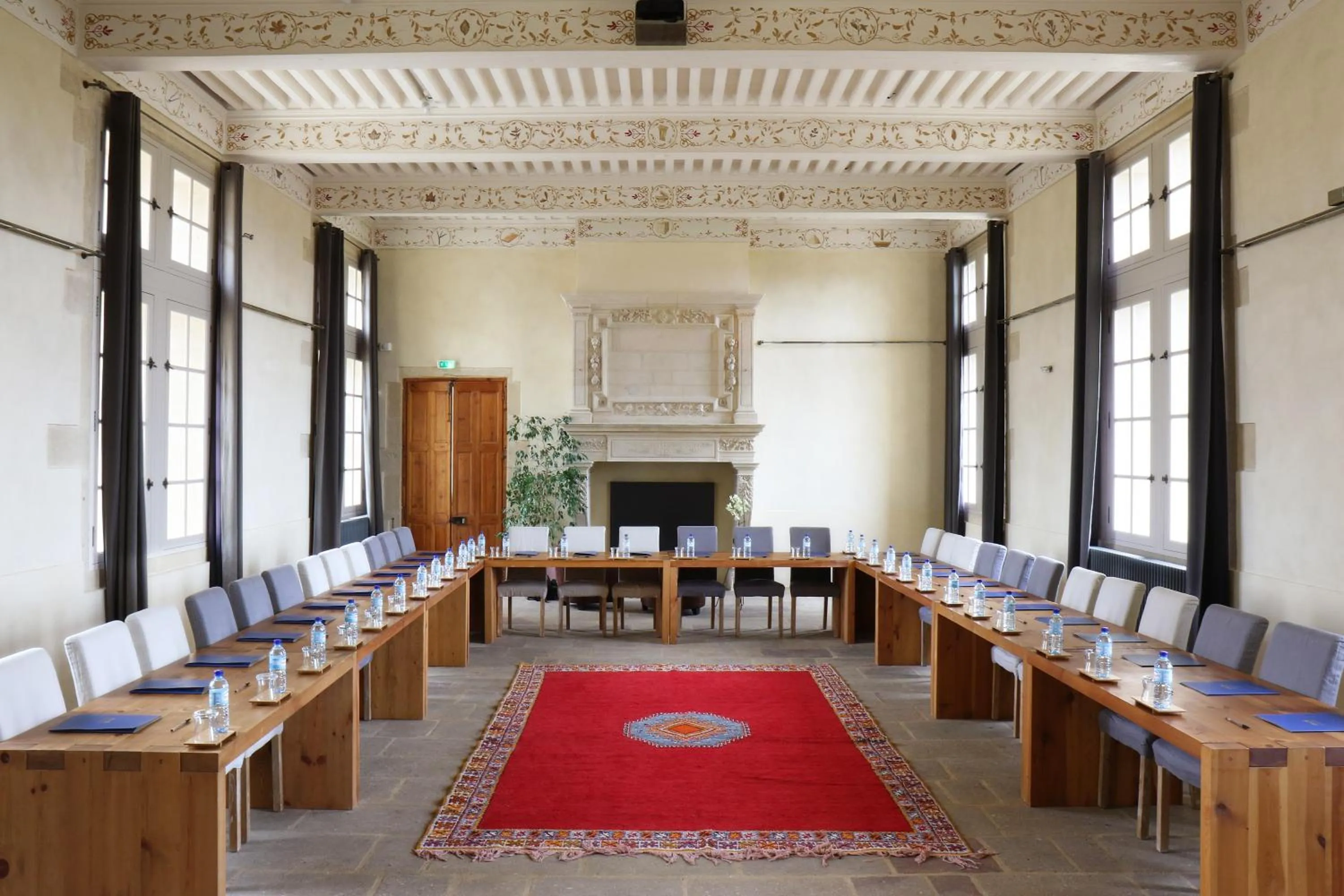 Area and facilities in Château de Pondres