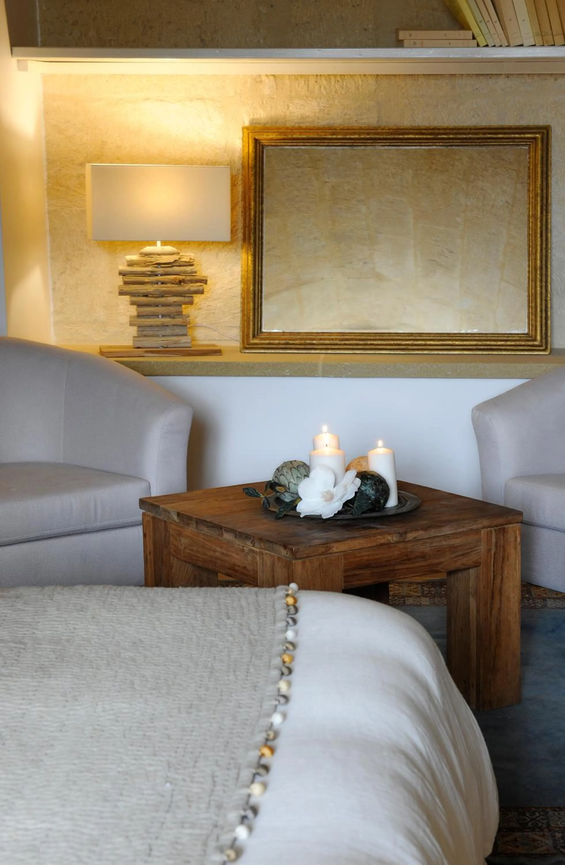 Decorative detail, Bed in Château de Pondres