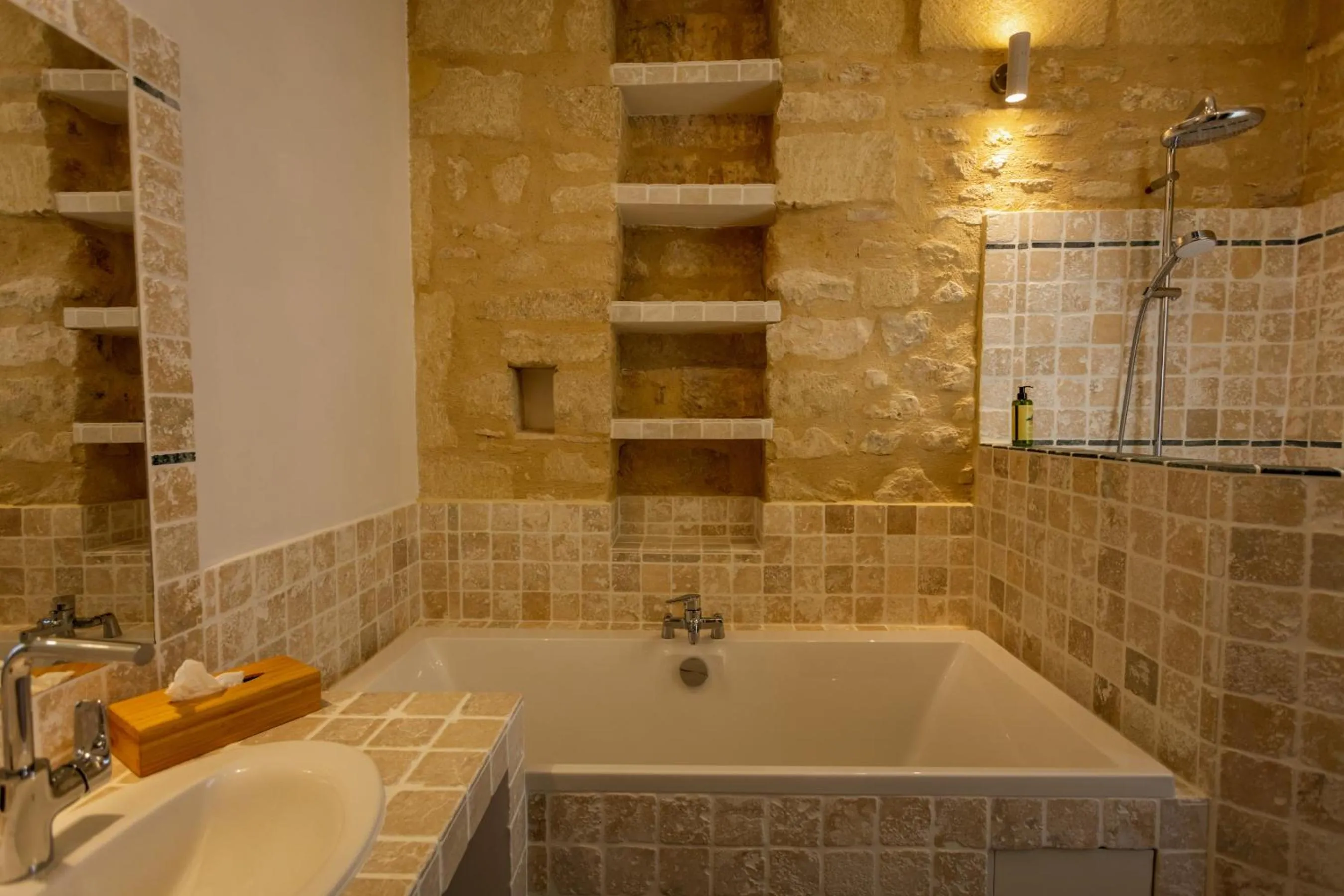 Bathroom in Château de Pondres