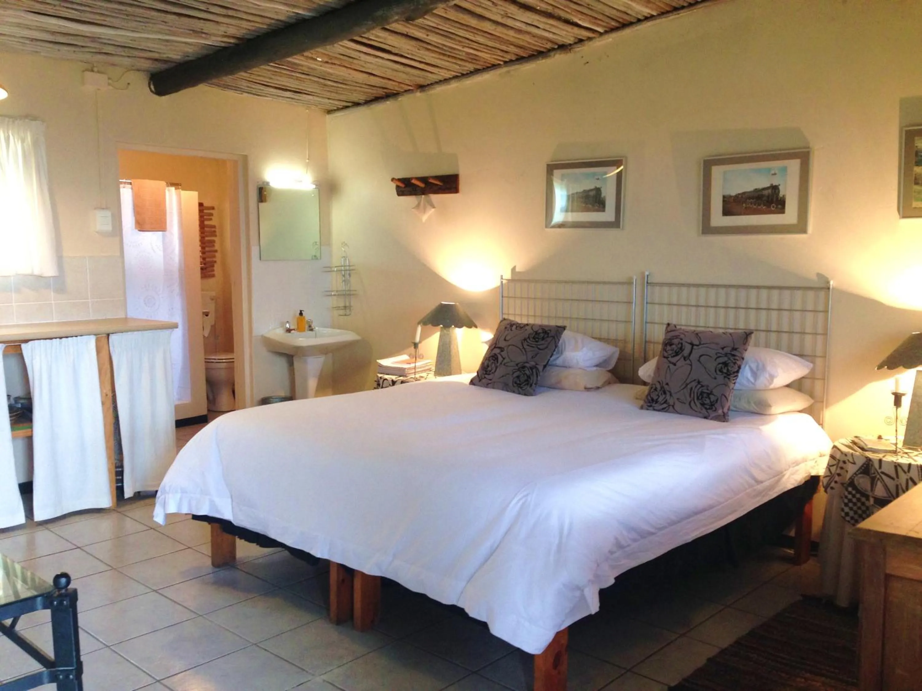 Shower, Bed in Protea Wilds Retreat