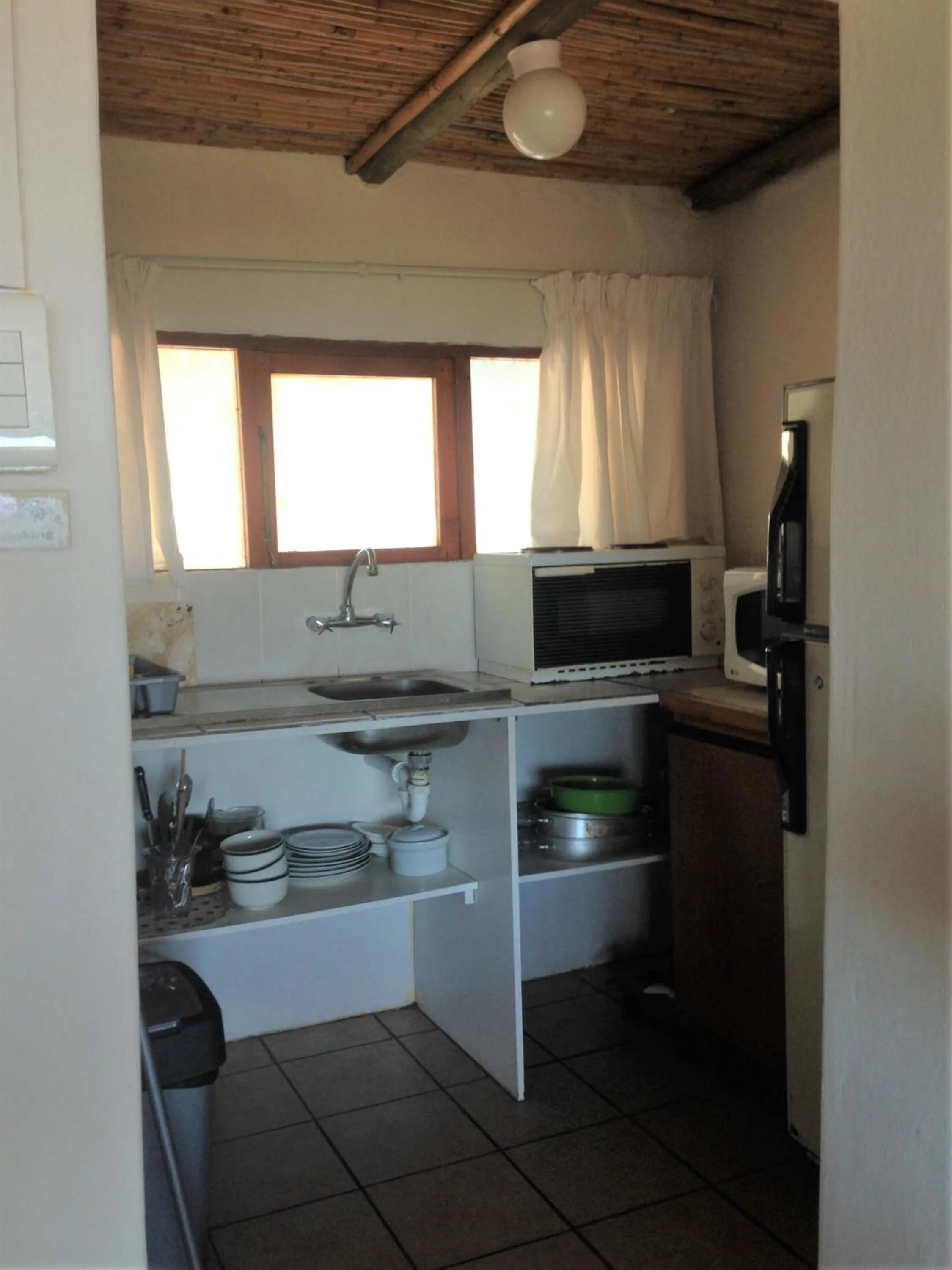 Kitchen or kitchenette in Protea Wilds Retreat