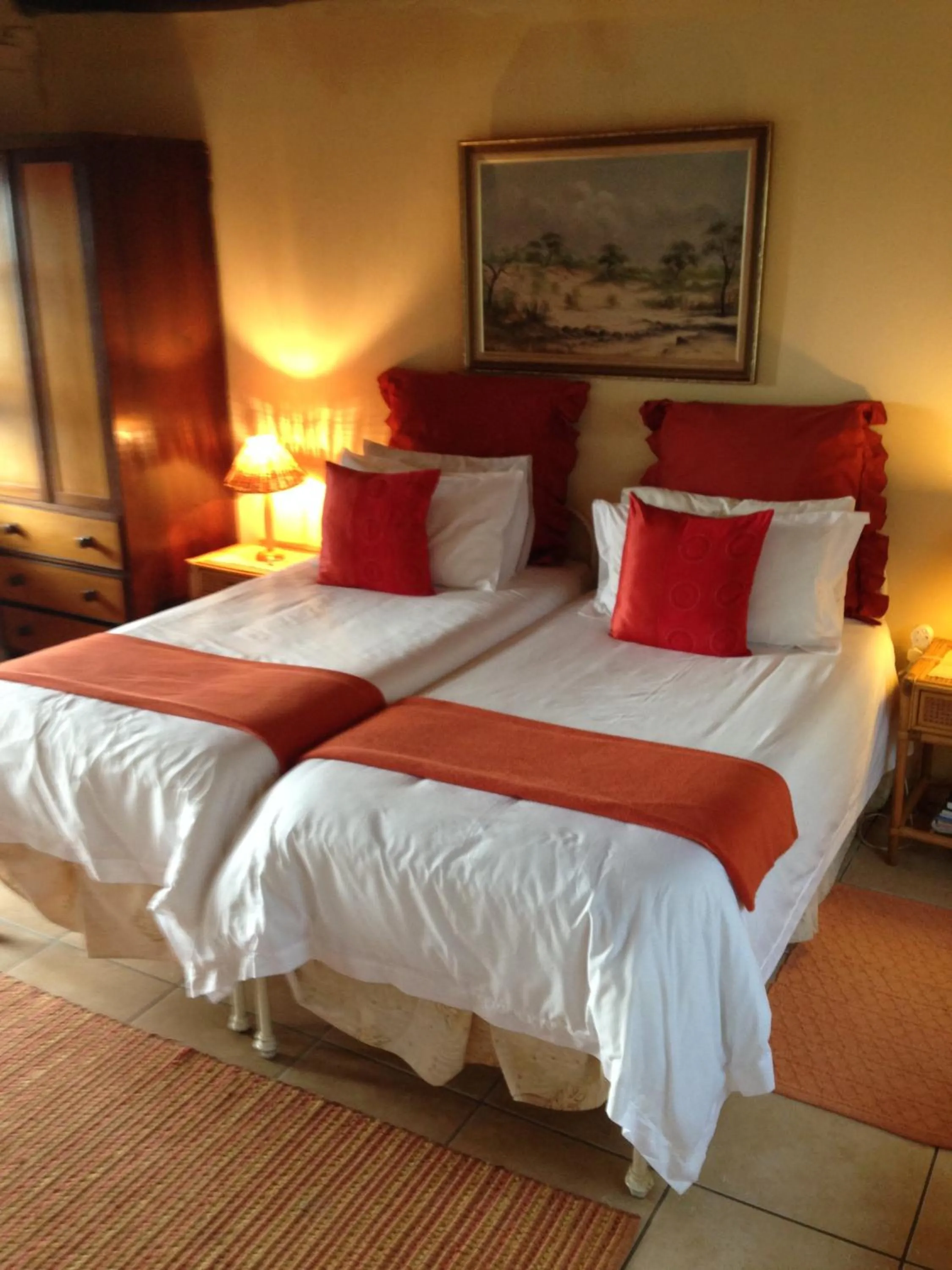 Photo of the whole room, Bed in Protea Wilds Retreat