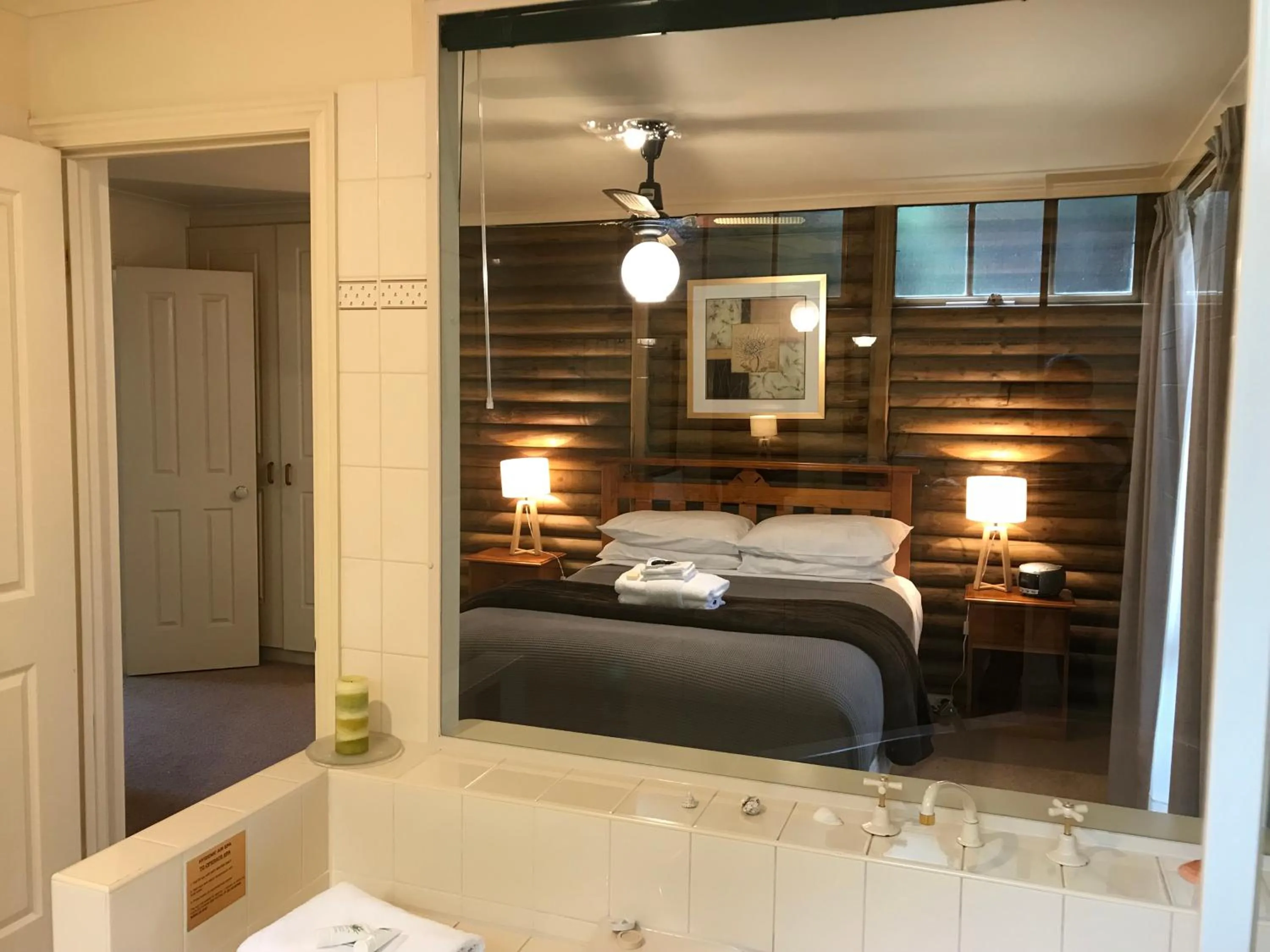 Bedroom, Bed in Ti-Tree Village