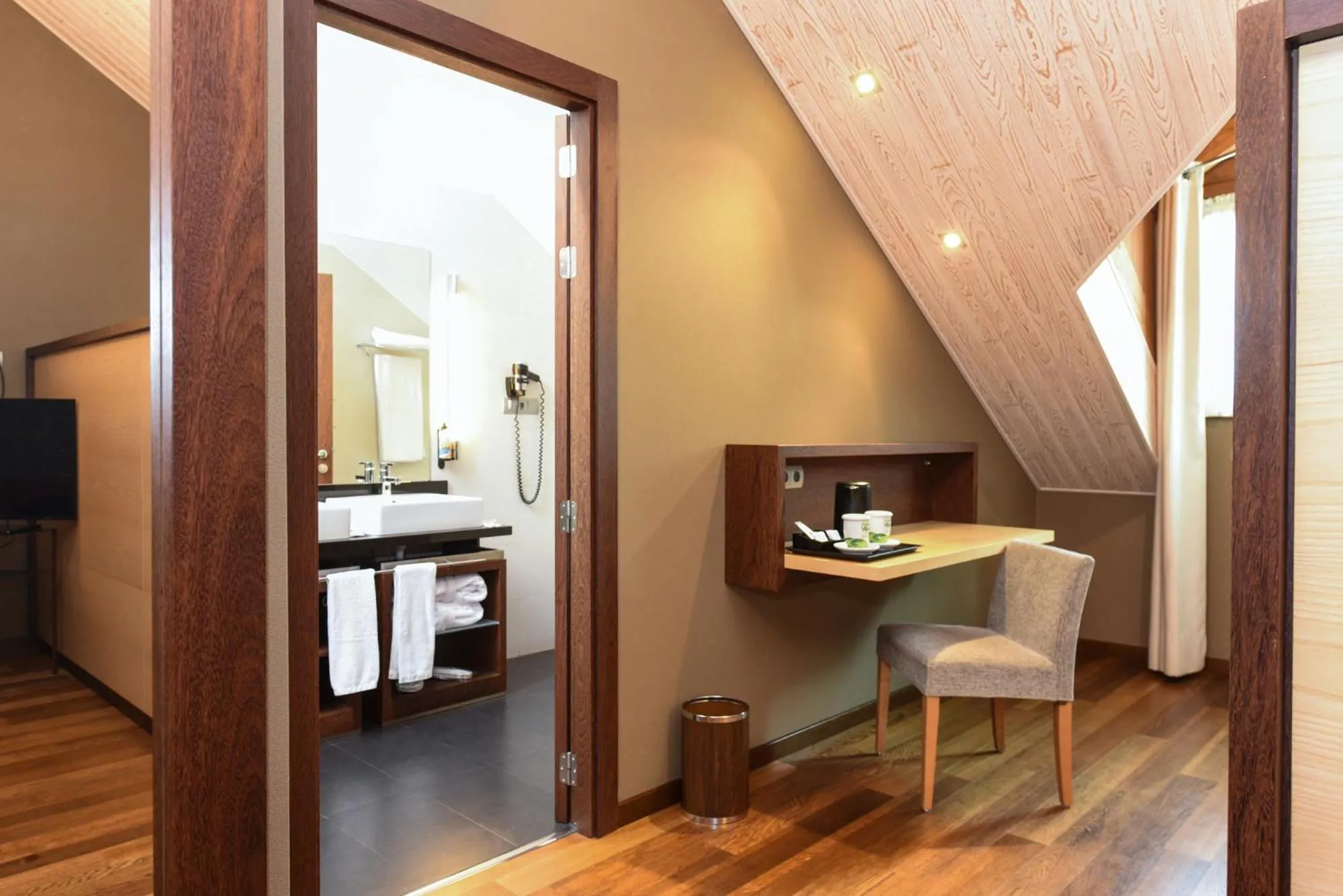 Photo of the whole room in SOMMOS Hotel Aneto