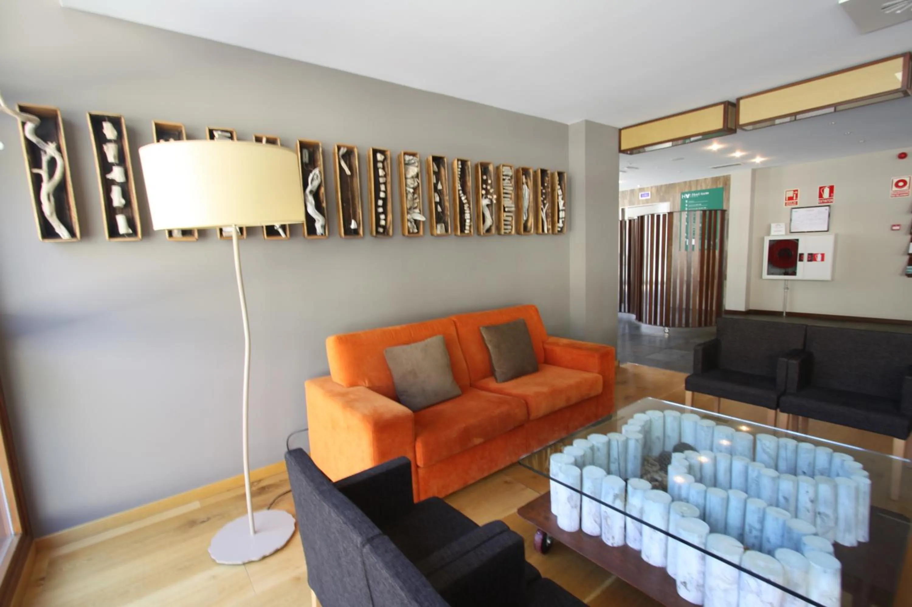 Seating area in SOMMOS Hotel Aneto