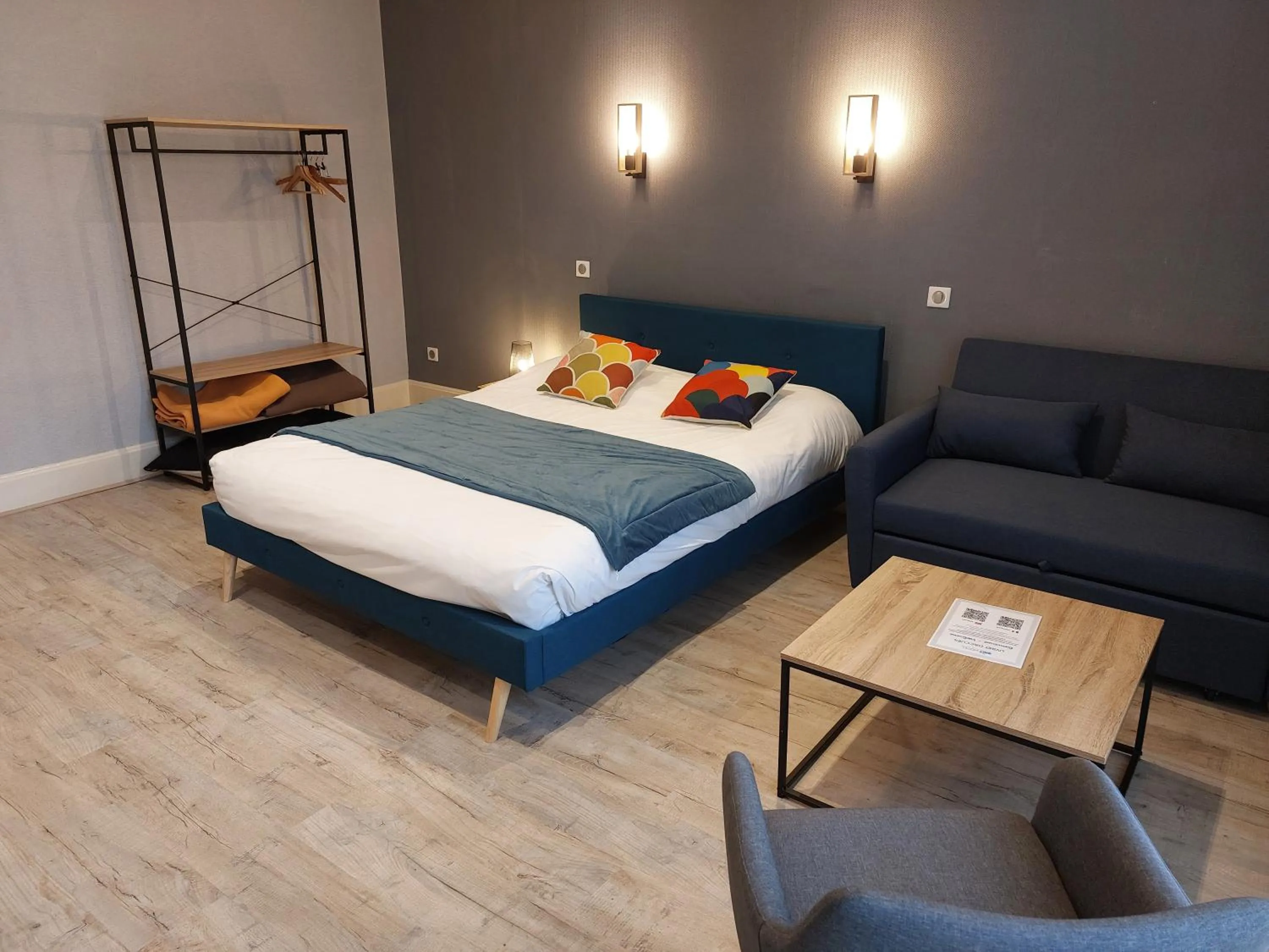 Bedroom, Bed in Brit Hotel Roanne - Le Grand Hôtel