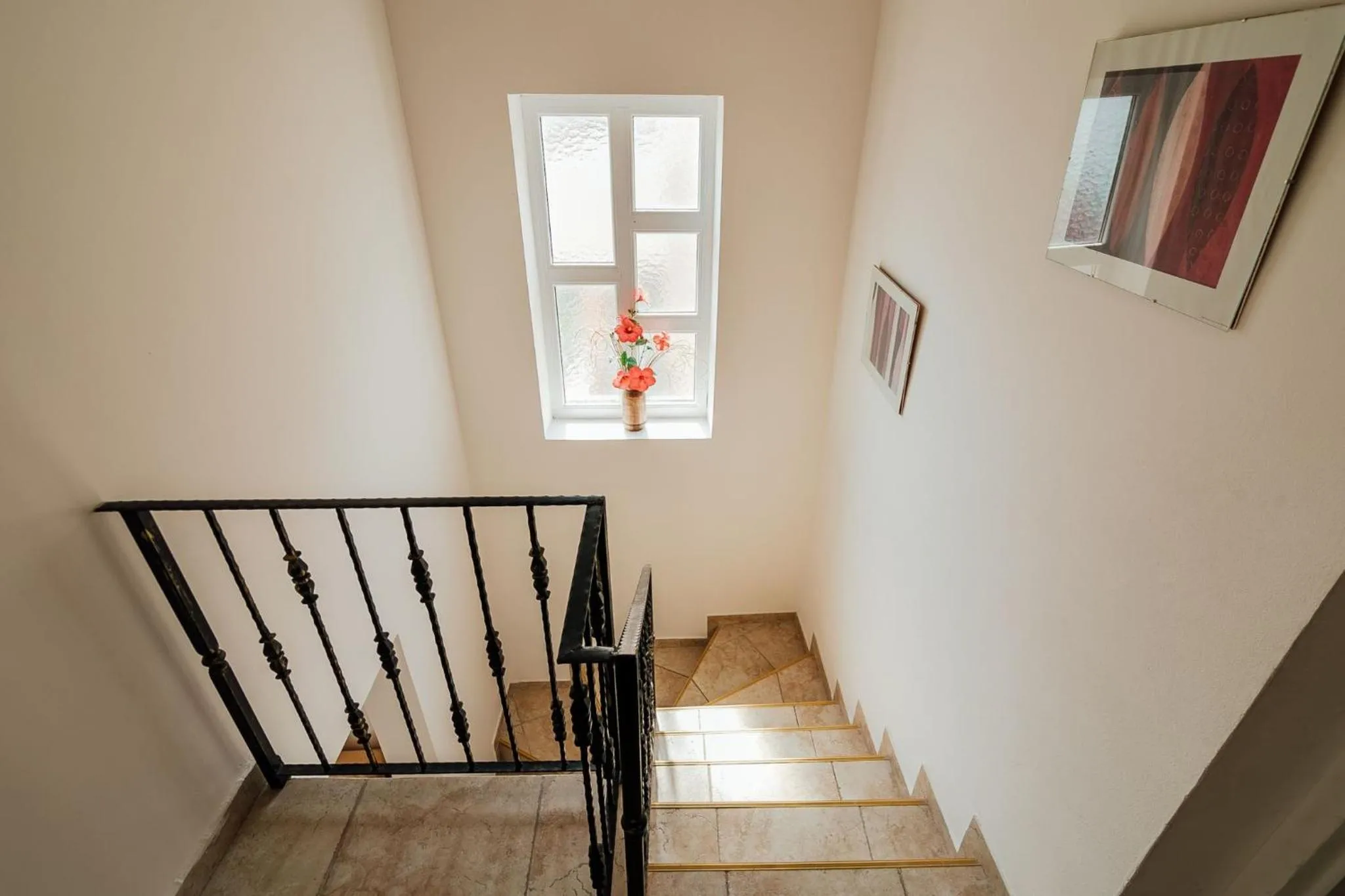 Floor plan in Spacious Family 4BR Seaside House, Fantastic Sea Views, 20 Meters to Beach